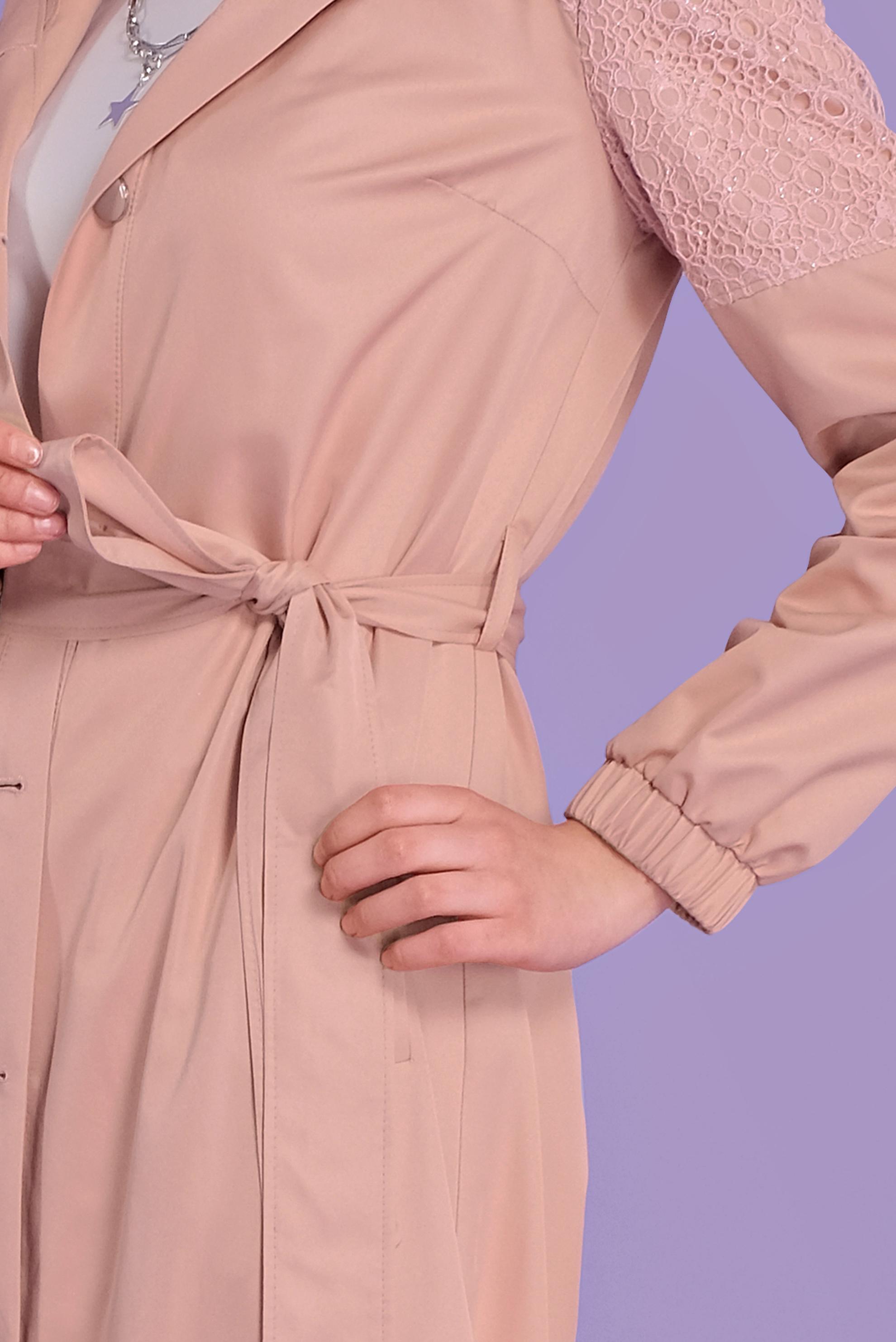 Tesettür giyim PUDRA ETEK UCU BÜZGÜLÜ DANTEL DESENLİ TRENÇKOT 10335