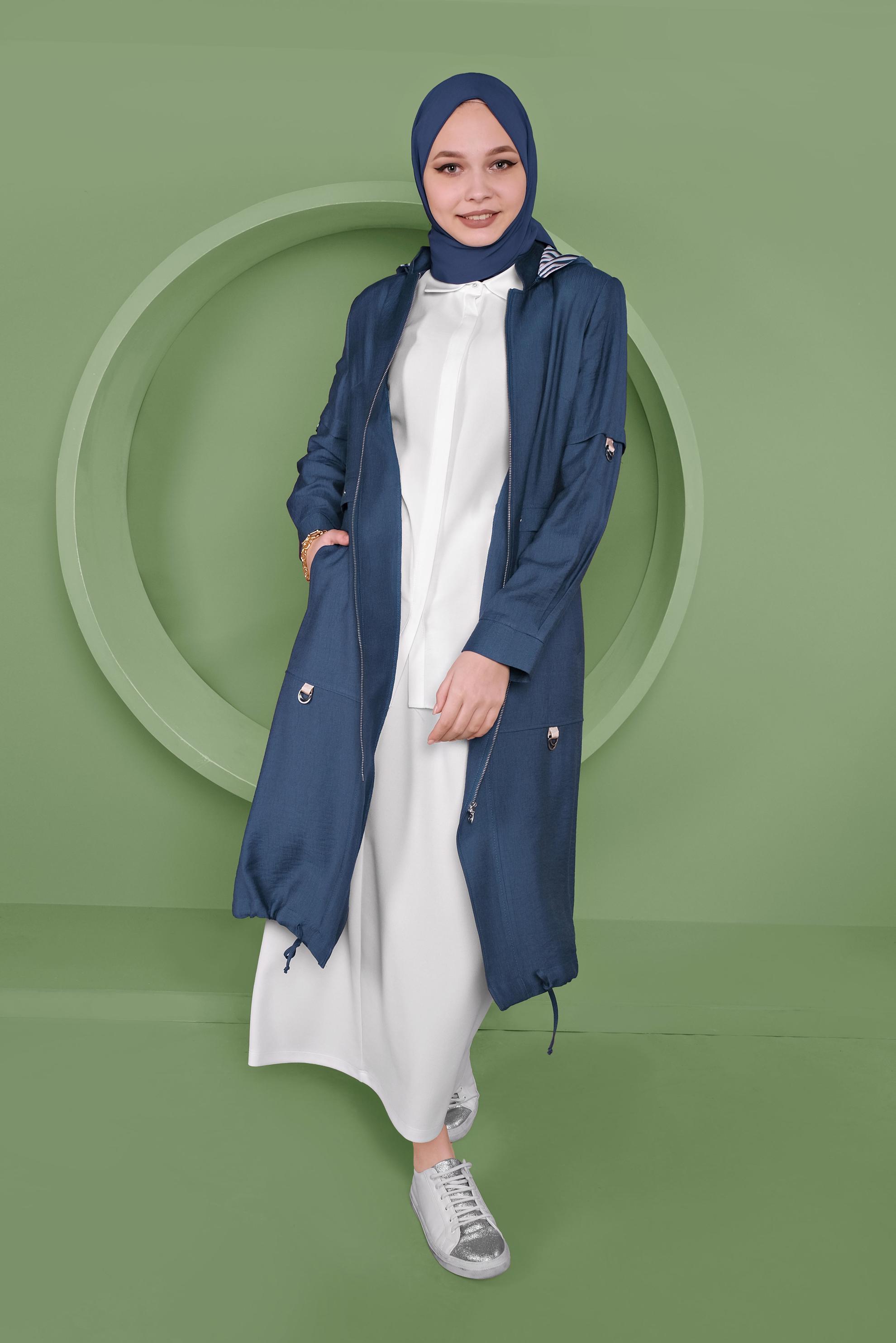 Tesettür giyim LACİVERT KAPÜŞONLU TRENÇKOT 10338