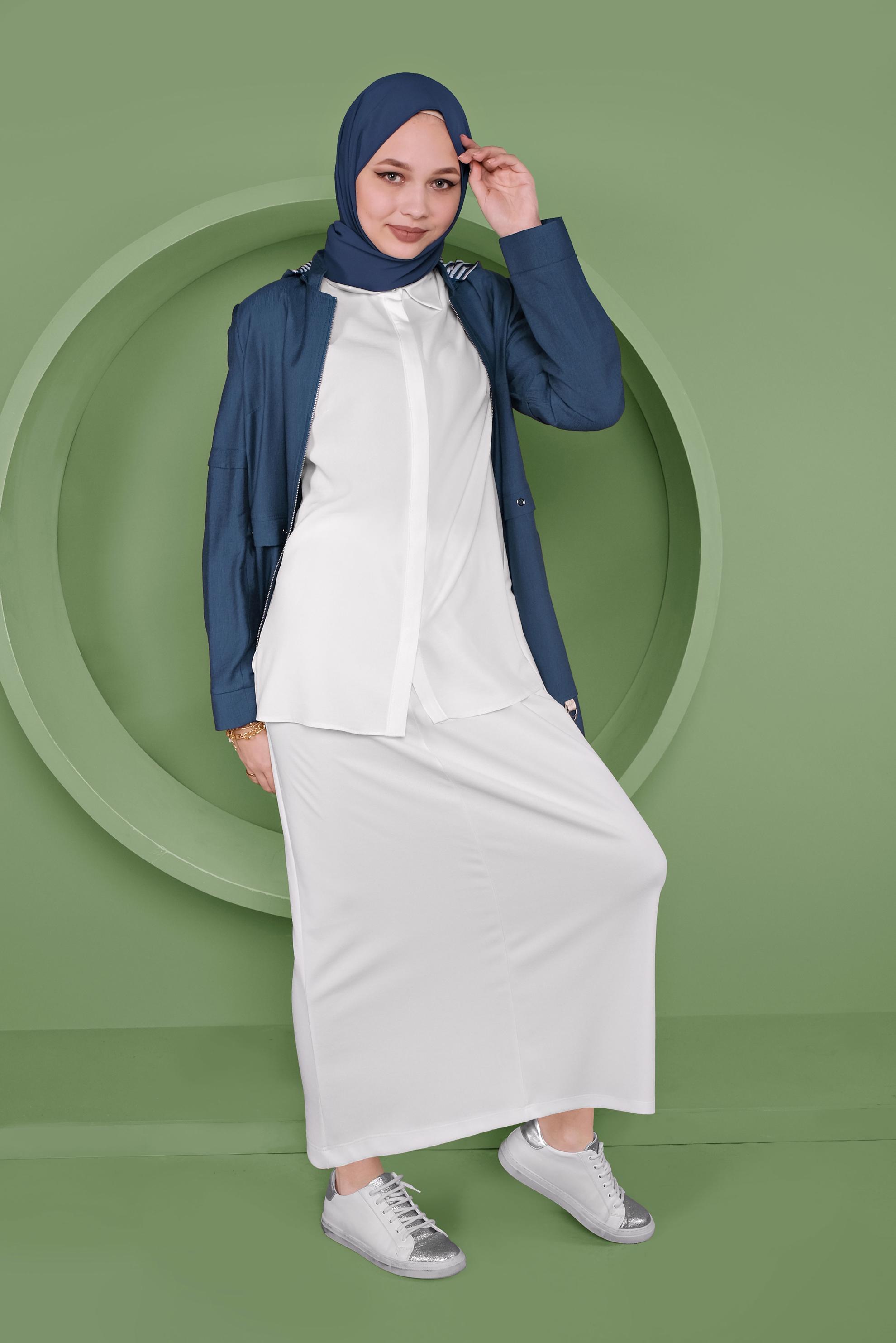 Tesettür giyim LACİVERT KAPÜŞONLU TRENÇKOT 10338