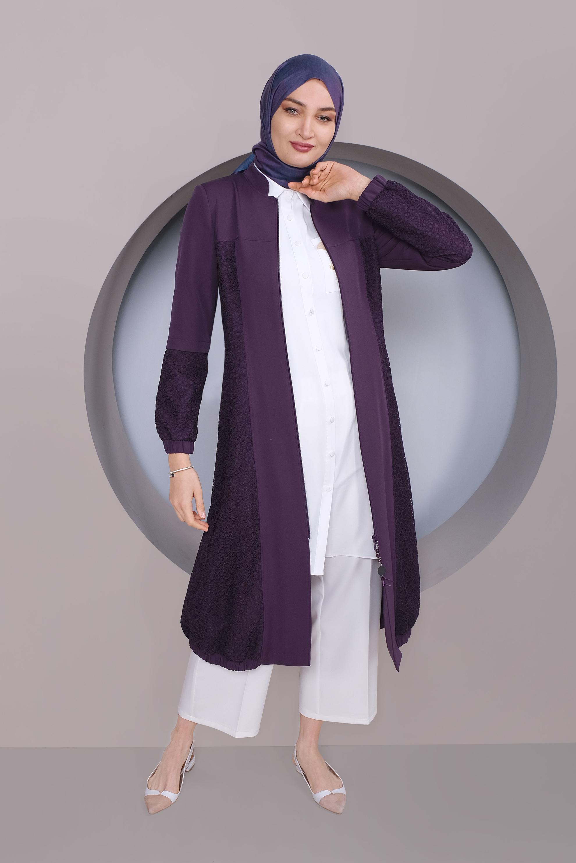 Tesettür giyim MOR GÜPÜR DETAYLI FERMUARLI TRENÇKOT 10378