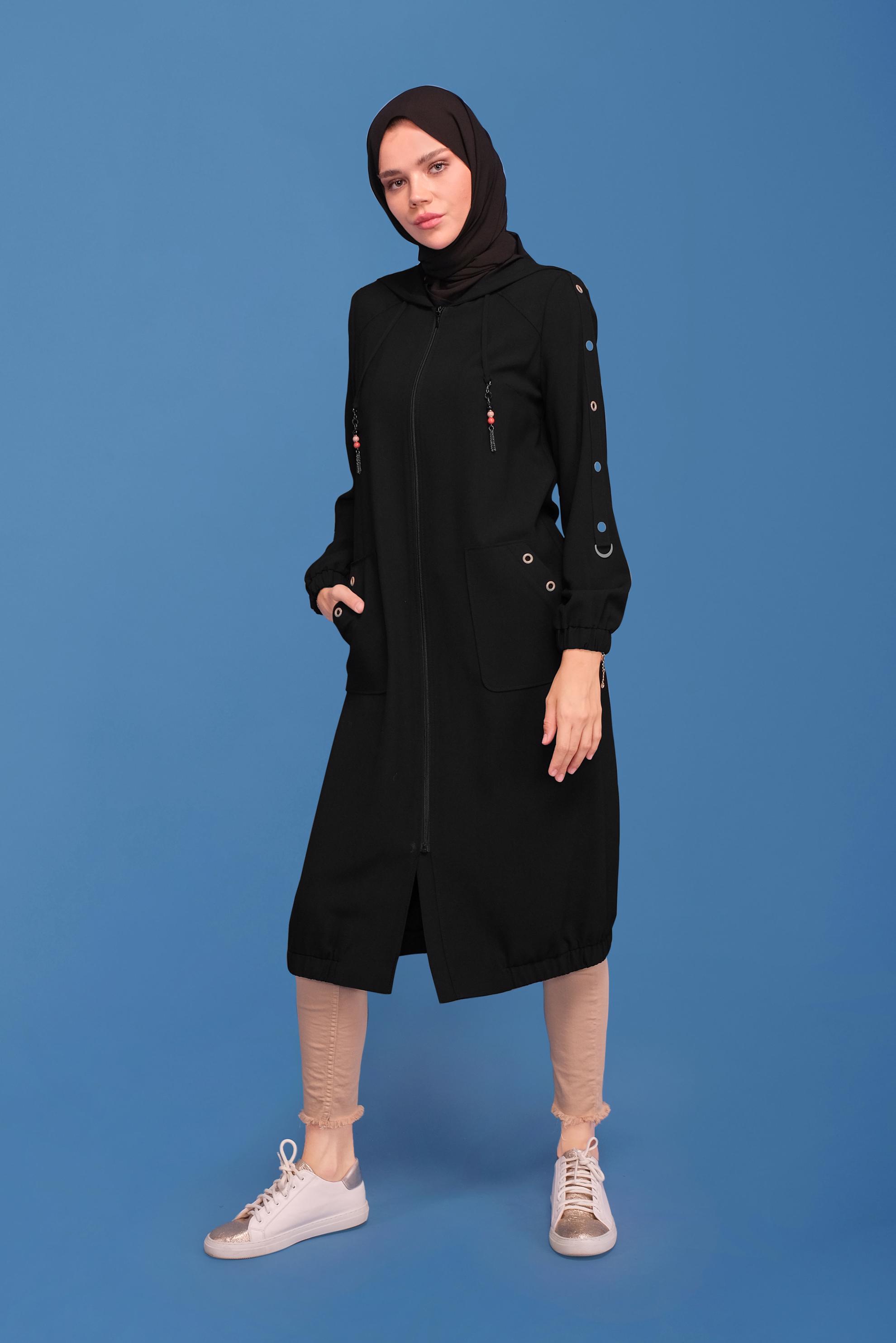 Tesettür giyim SİYAH KUŞ GÖZÜ DETAYLI KAPÜŞONLU TRENÇKOT 10392