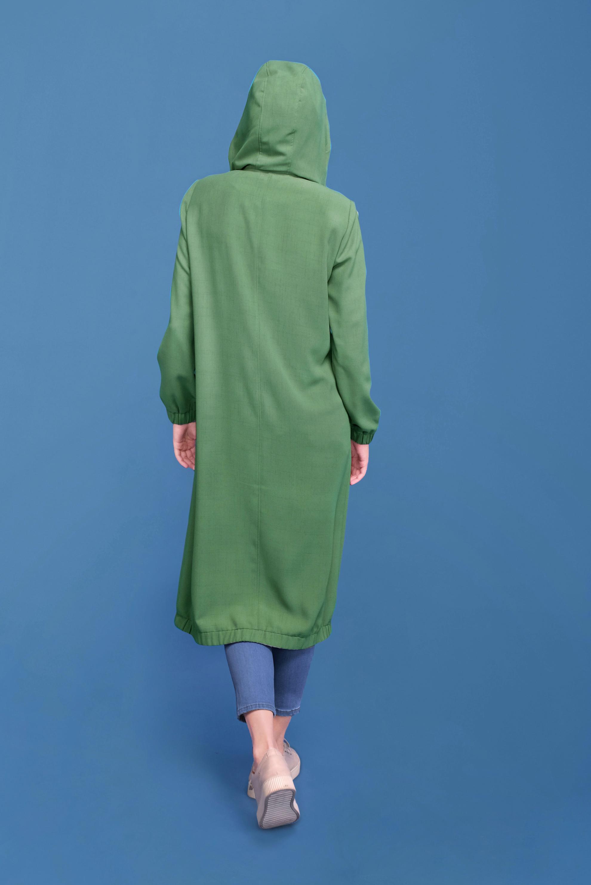 Tesettür giyim YEŞİL KUŞ GÖZÜ DETAYLI KAPÜŞONLU TRENÇKOT 10392