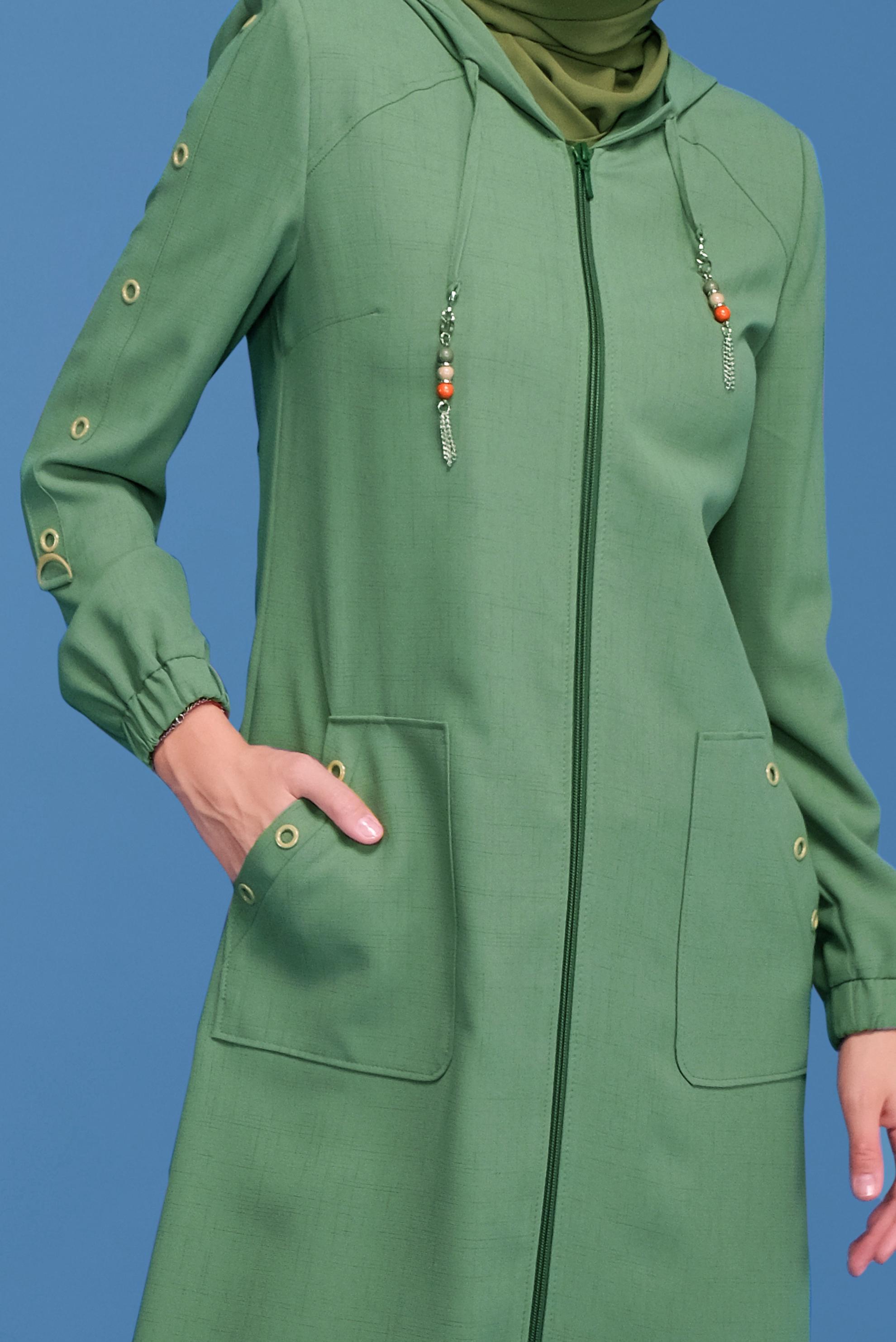 Tesettür giyim YEŞİL KUŞ GÖZÜ DETAYLI KAPÜŞONLU TRENÇKOT 10392