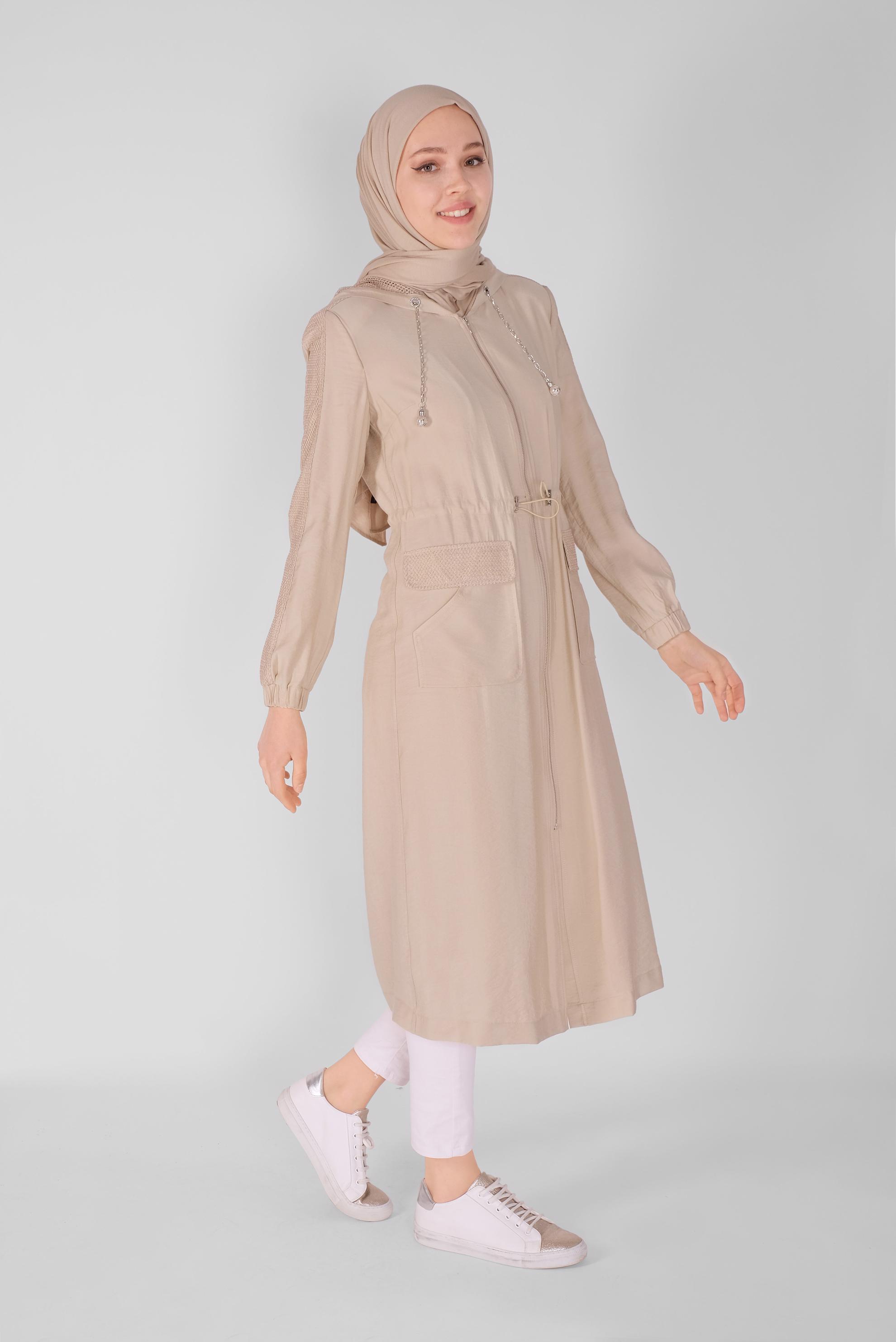 Tesettür giyim BEJ FİLELİ FERMUARLI TRENÇKOT 10394 