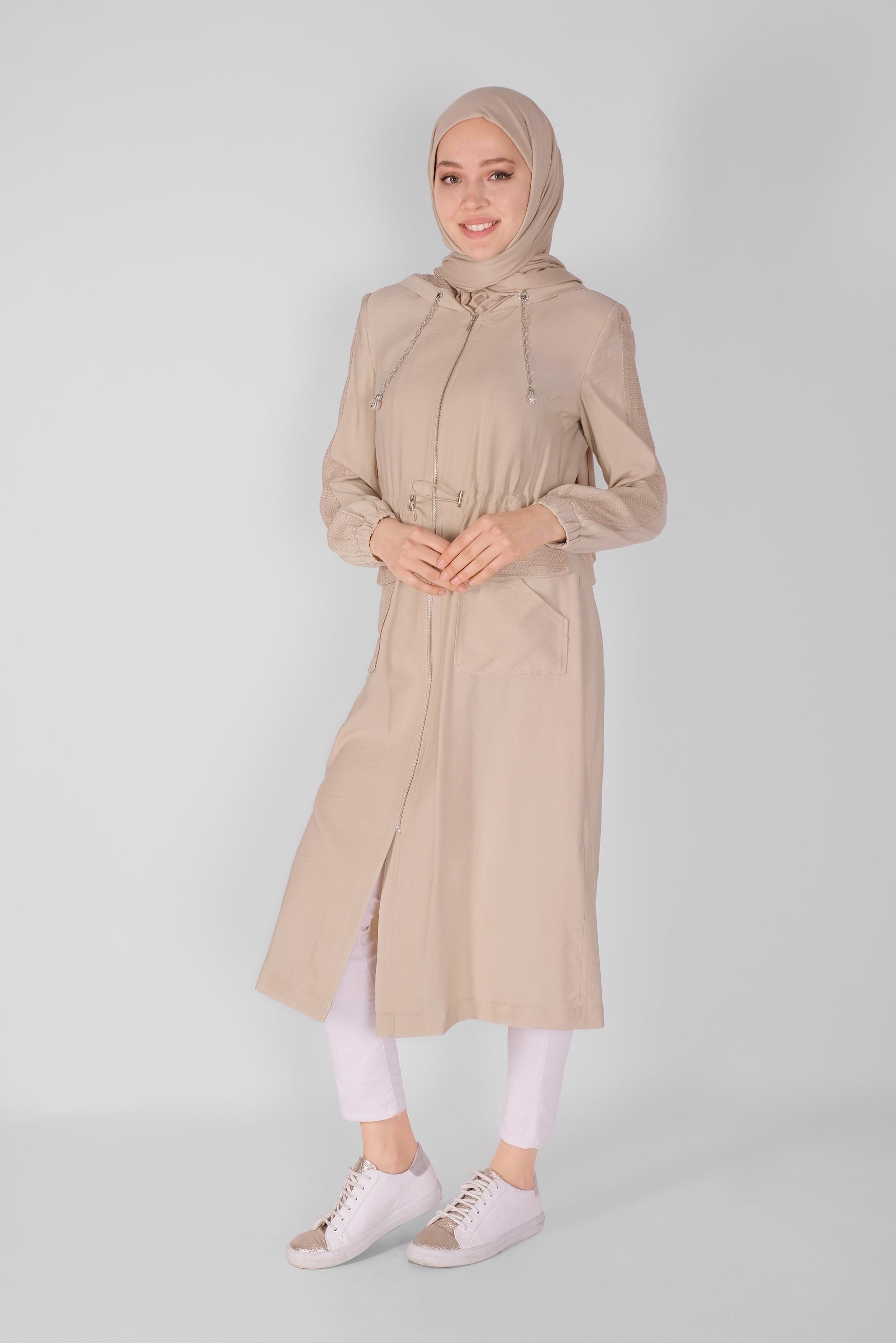 Tesettür giyim BEJ FİLELİ FERMUARLI TRENÇKOT 10394 