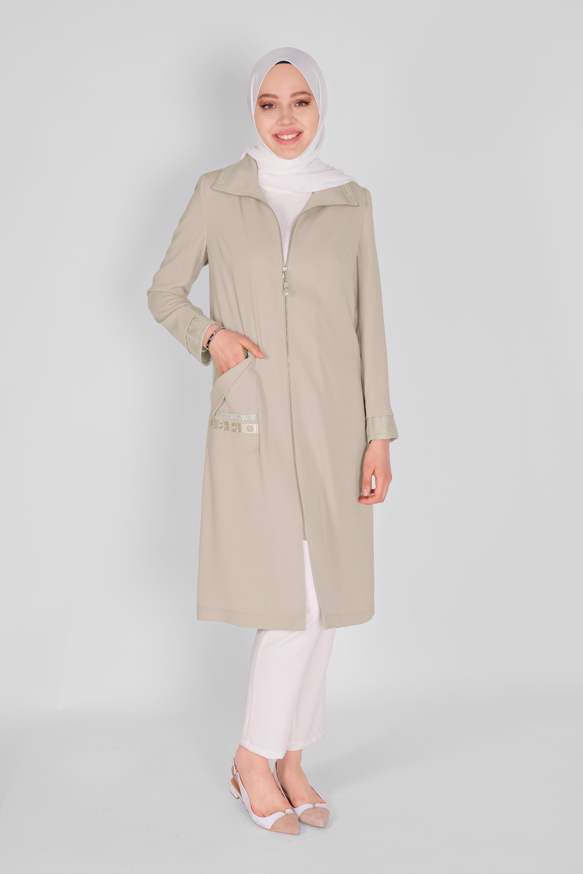 Tesettür giyim BEJ FERMUARLI TRENÇKOT 10397
