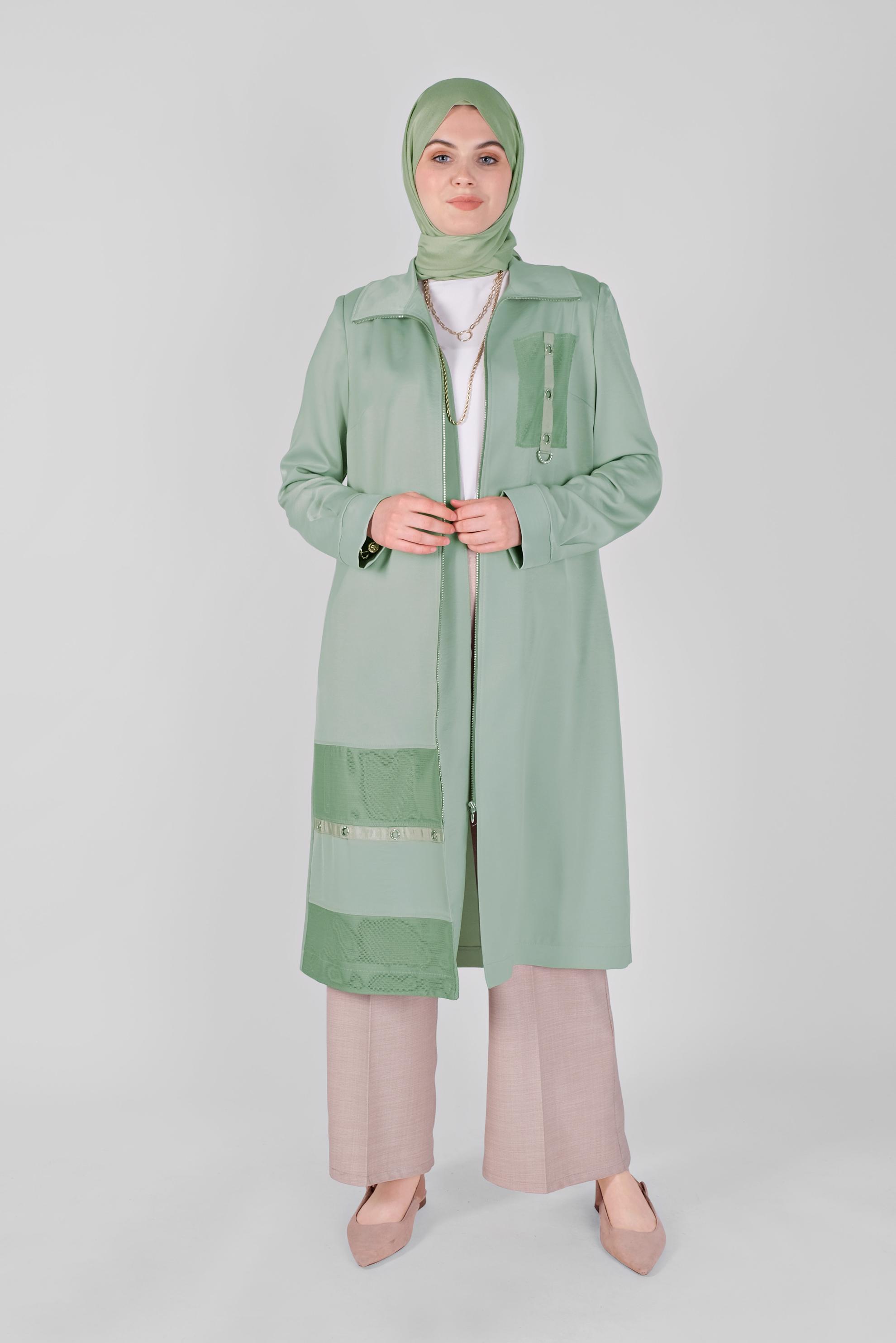 Tesettür giyim YEŞİL KUŞ GÖZÜ DETAYLI FİLELİ TRENÇKOT 10404 