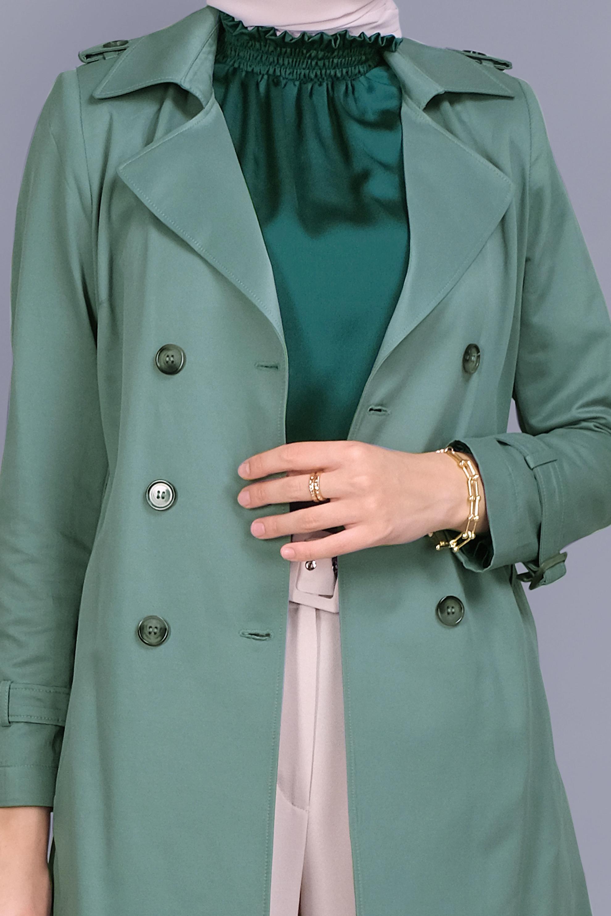 Tesettür giyim YEŞİL PAMUKLU DÜĞMELİ TRENÇKOT 10410