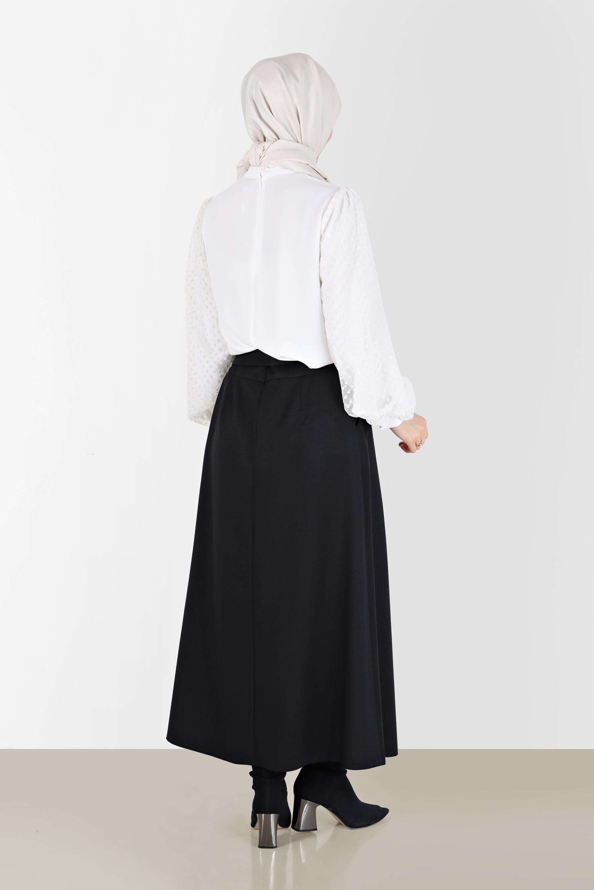 Tesettür giyim BEYAZ KOLLARI PUANTİYELİ TÜL DETAYLI KREP BLUZ 42300 