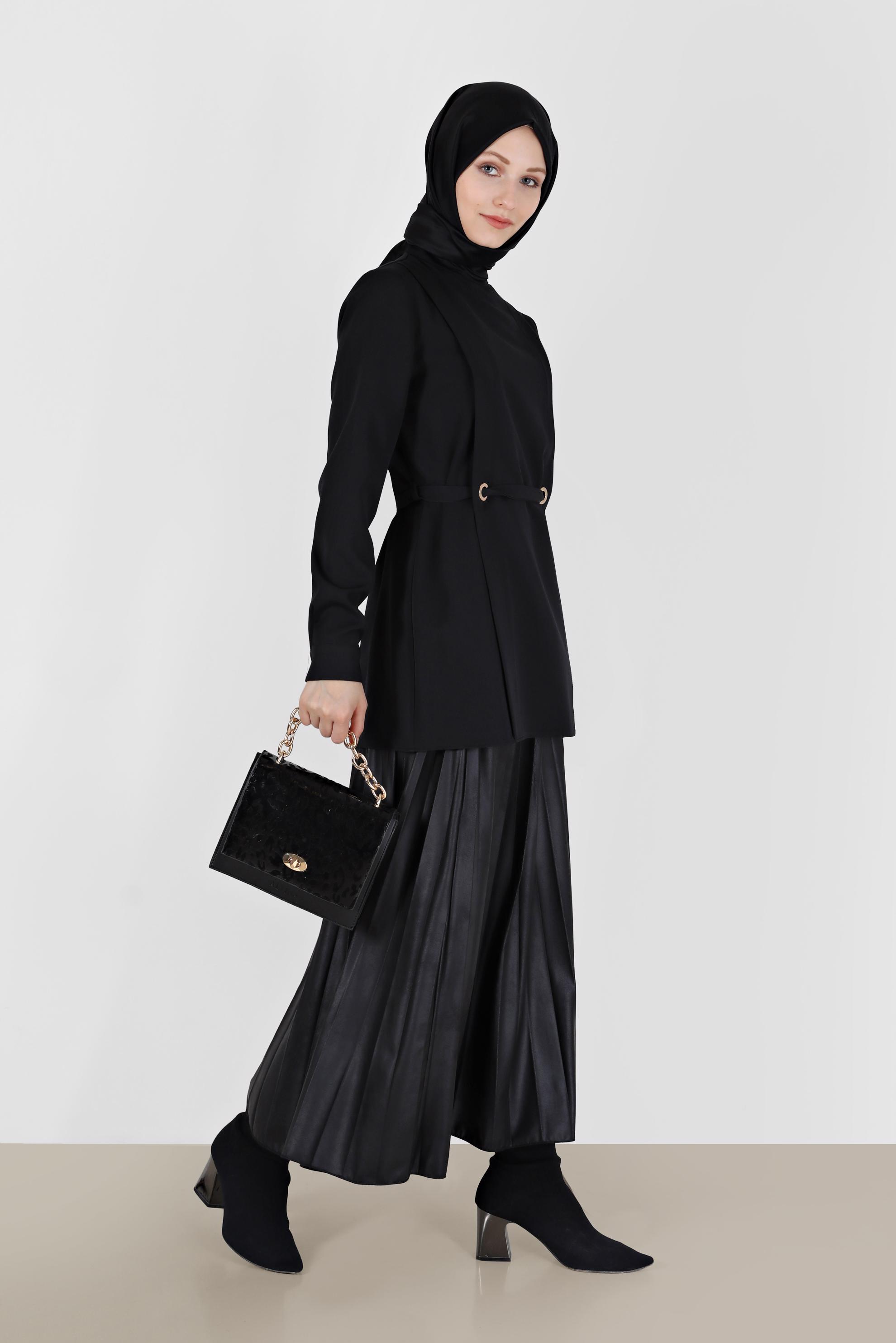 Tesettür giyim SİYAH KUŞGÖZÜ DETAYLI BLUZ 42338 