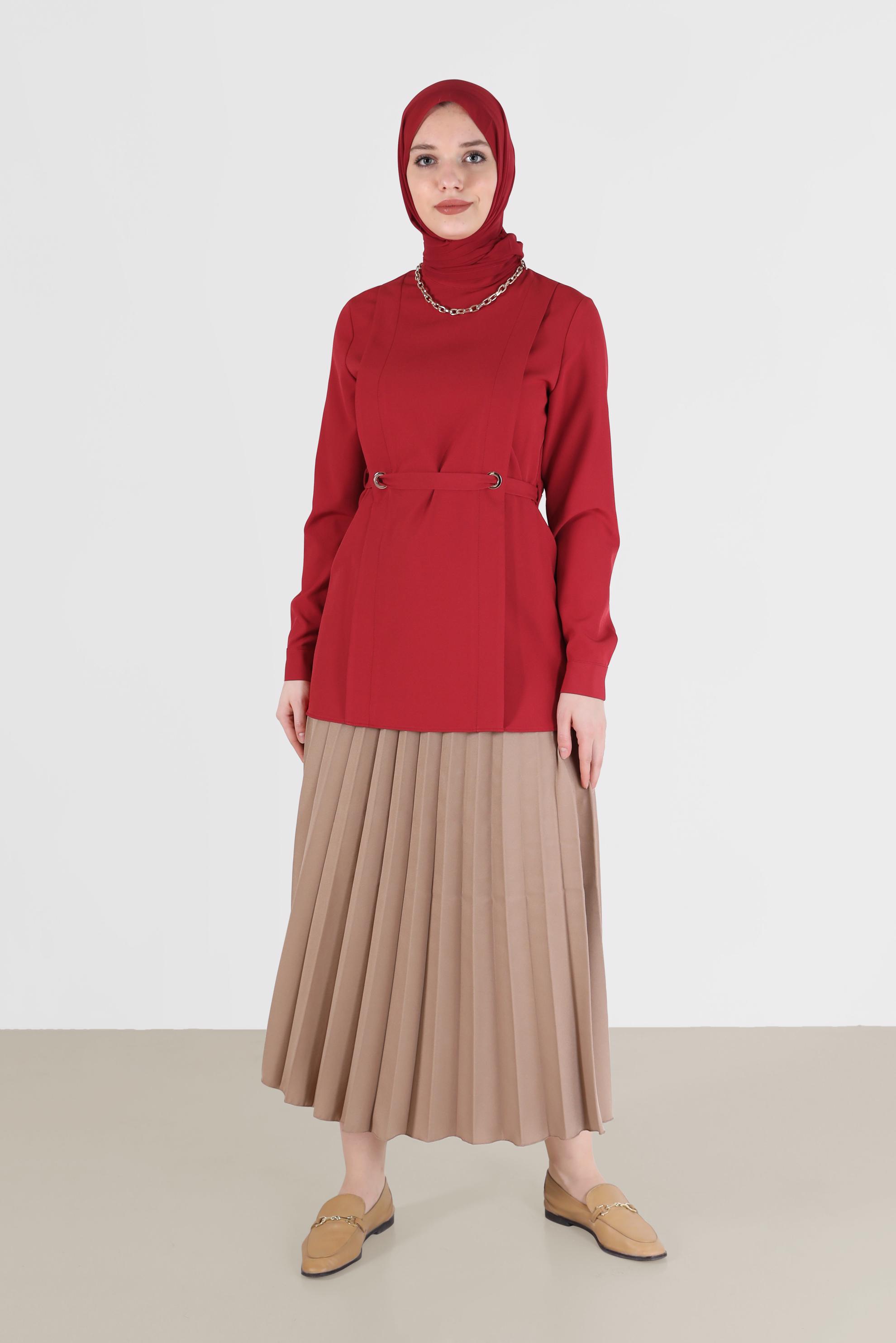 Tesettür giyim KIRMIZI KUŞGÖZÜ DETAYLI BLUZ 42338 