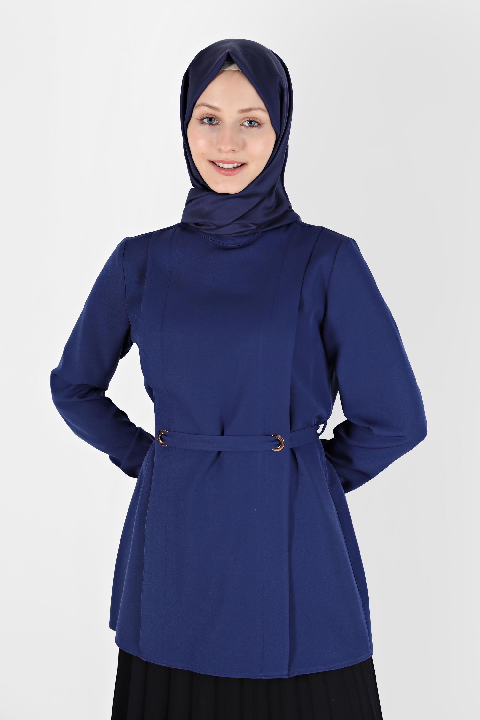 Tesettür giyim LACİVERT KUŞGÖZÜ DETAYLI BLUZ 42338 