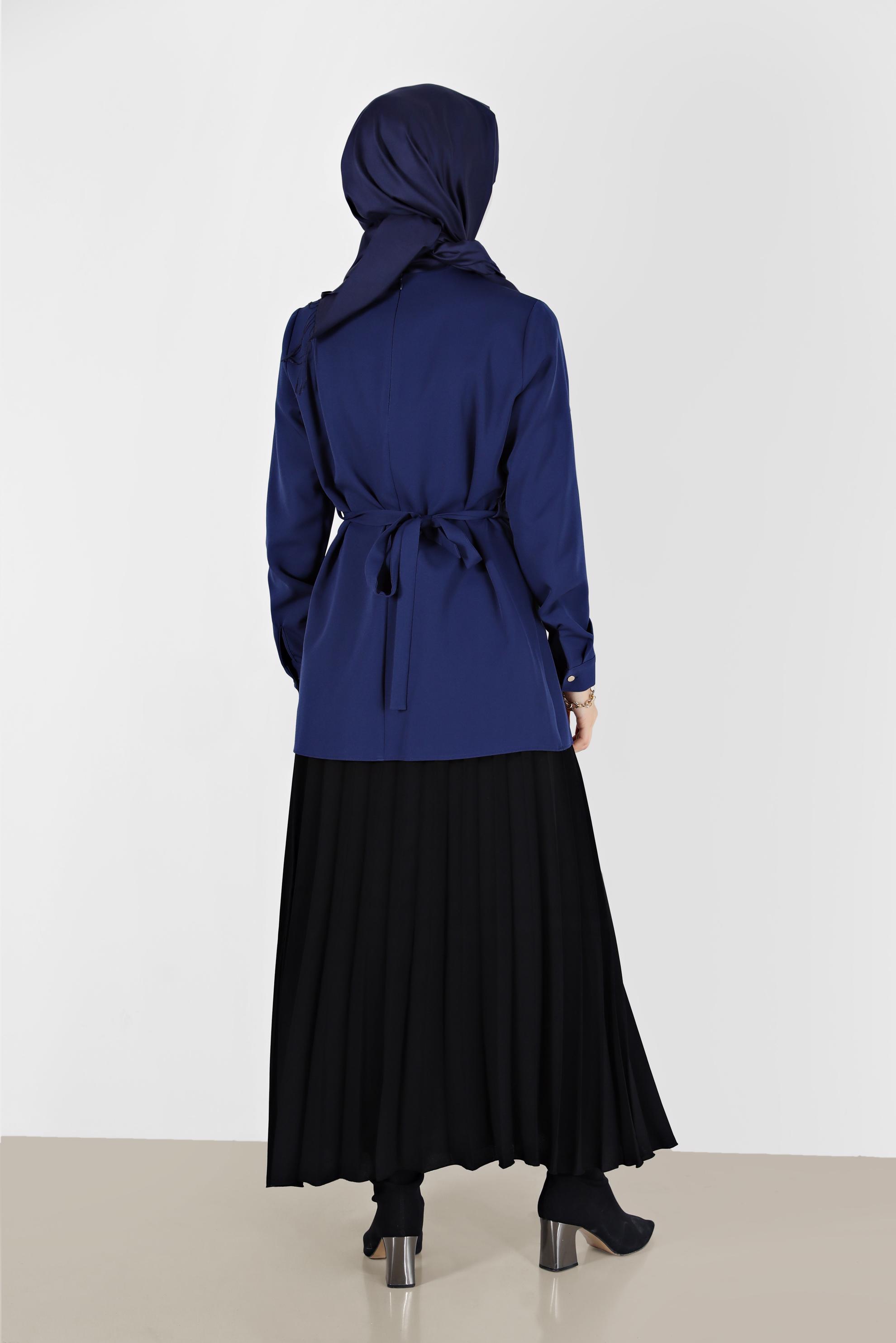 Tesettür giyim LACİVERT KUŞGÖZÜ DETAYLI BLUZ 42338 