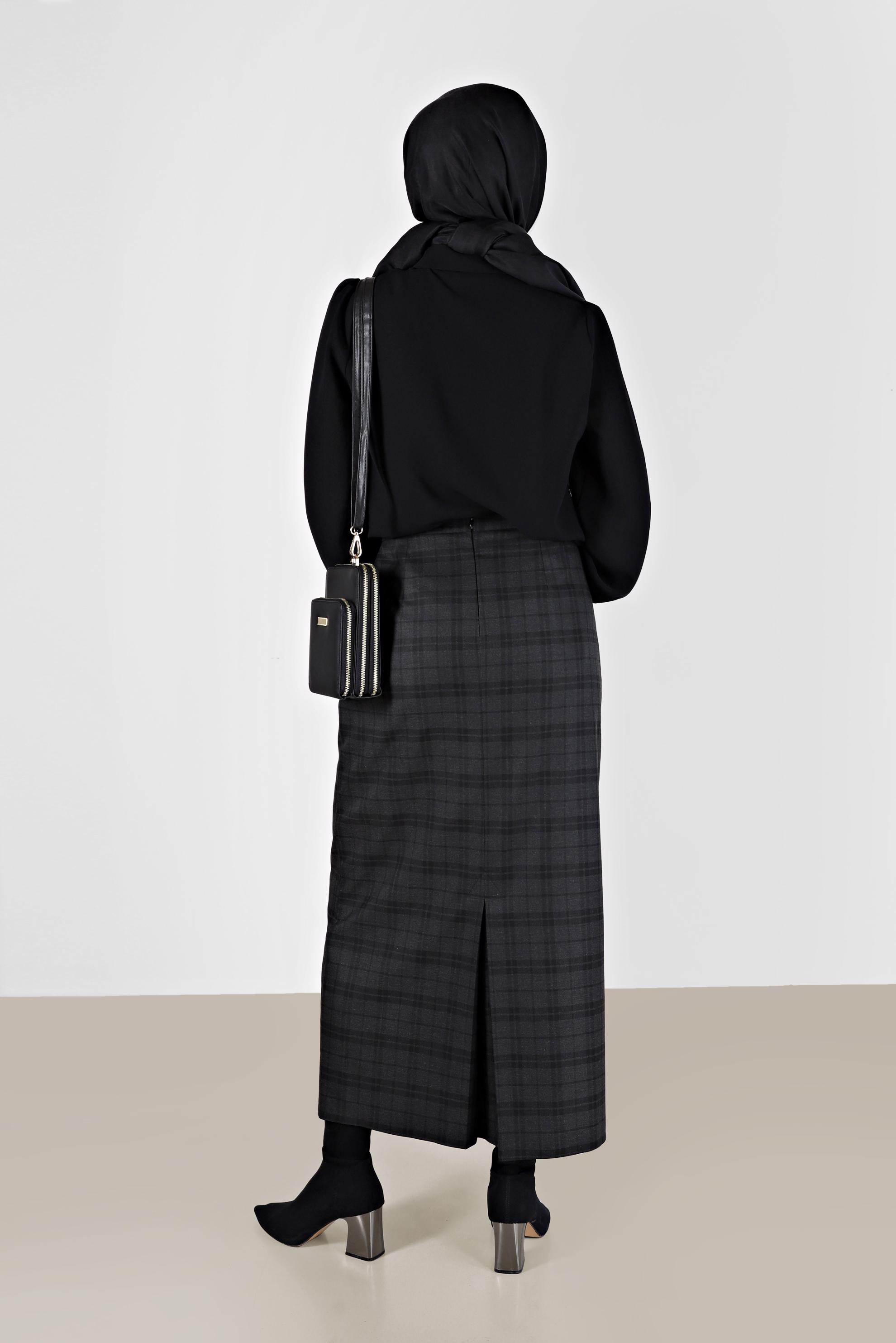 Vêtements hijab NOIR BLOUSE EN CRÊPE BOUTONS INVISIBLES 42339