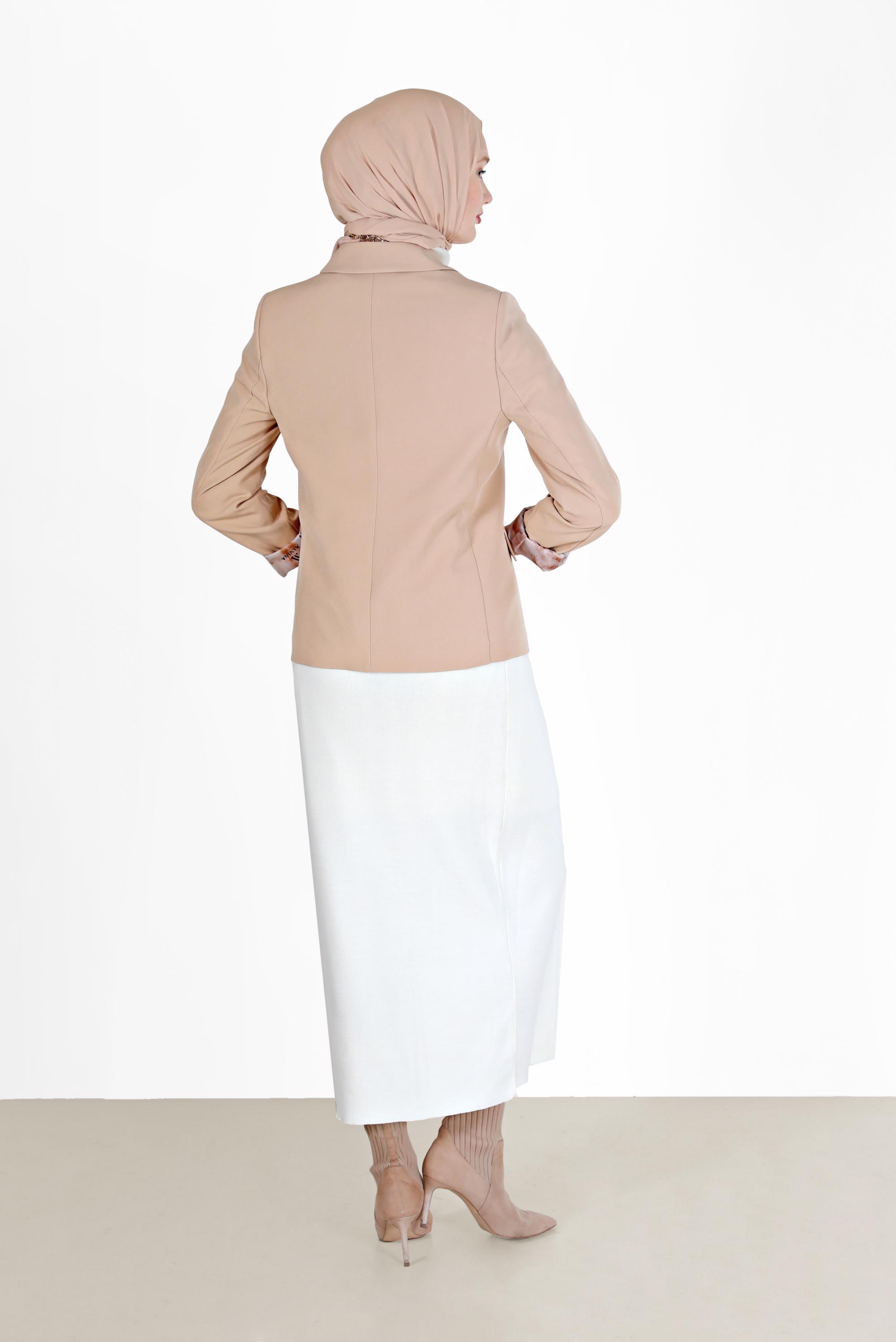 Tesettür giyim BEJ ASTARI BASKILI KLASİK YAKA CEKET 42235 