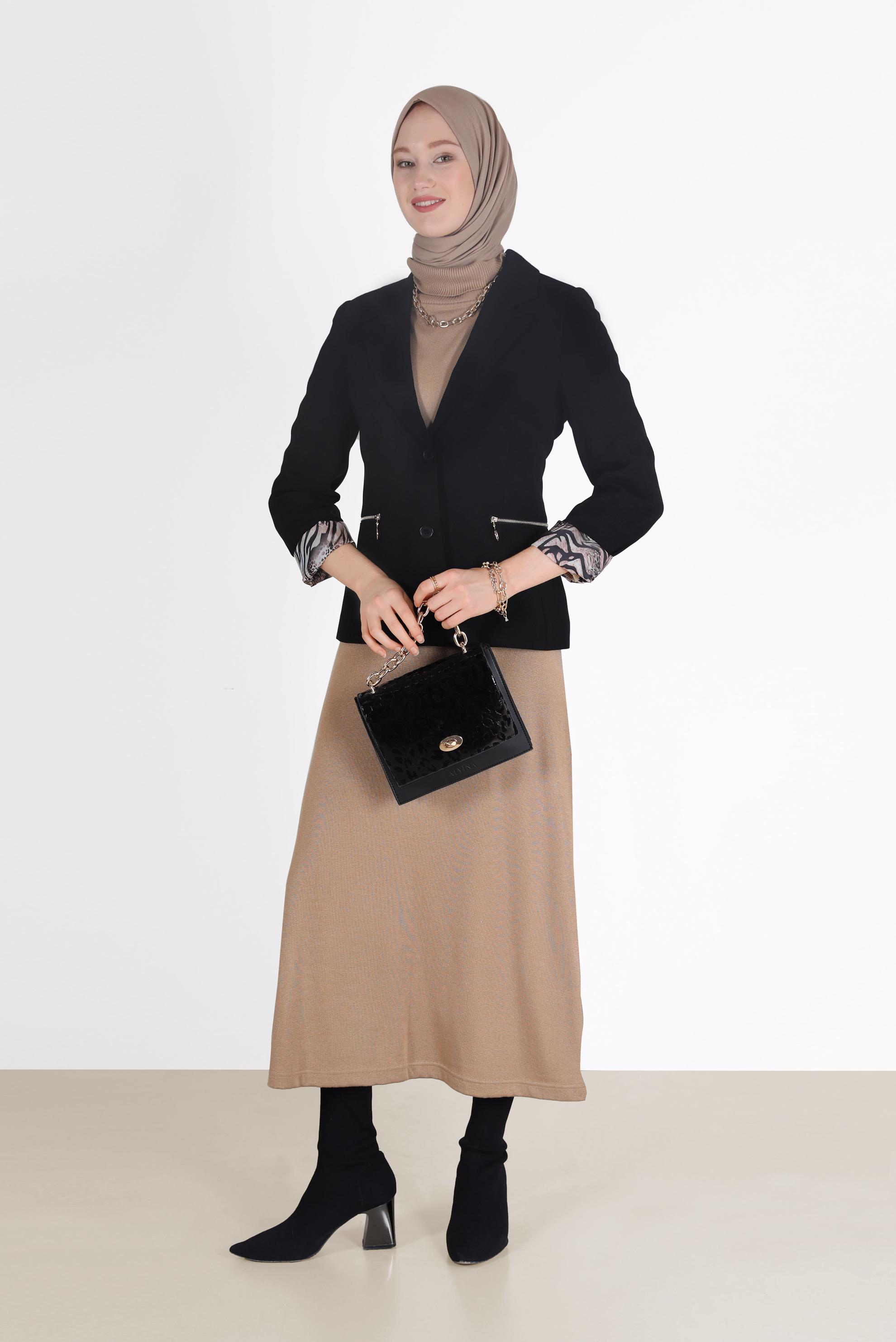 Tesettür giyim SİYAH ASTARI DESENLİ KLASİK YAKA CEKET 42237 