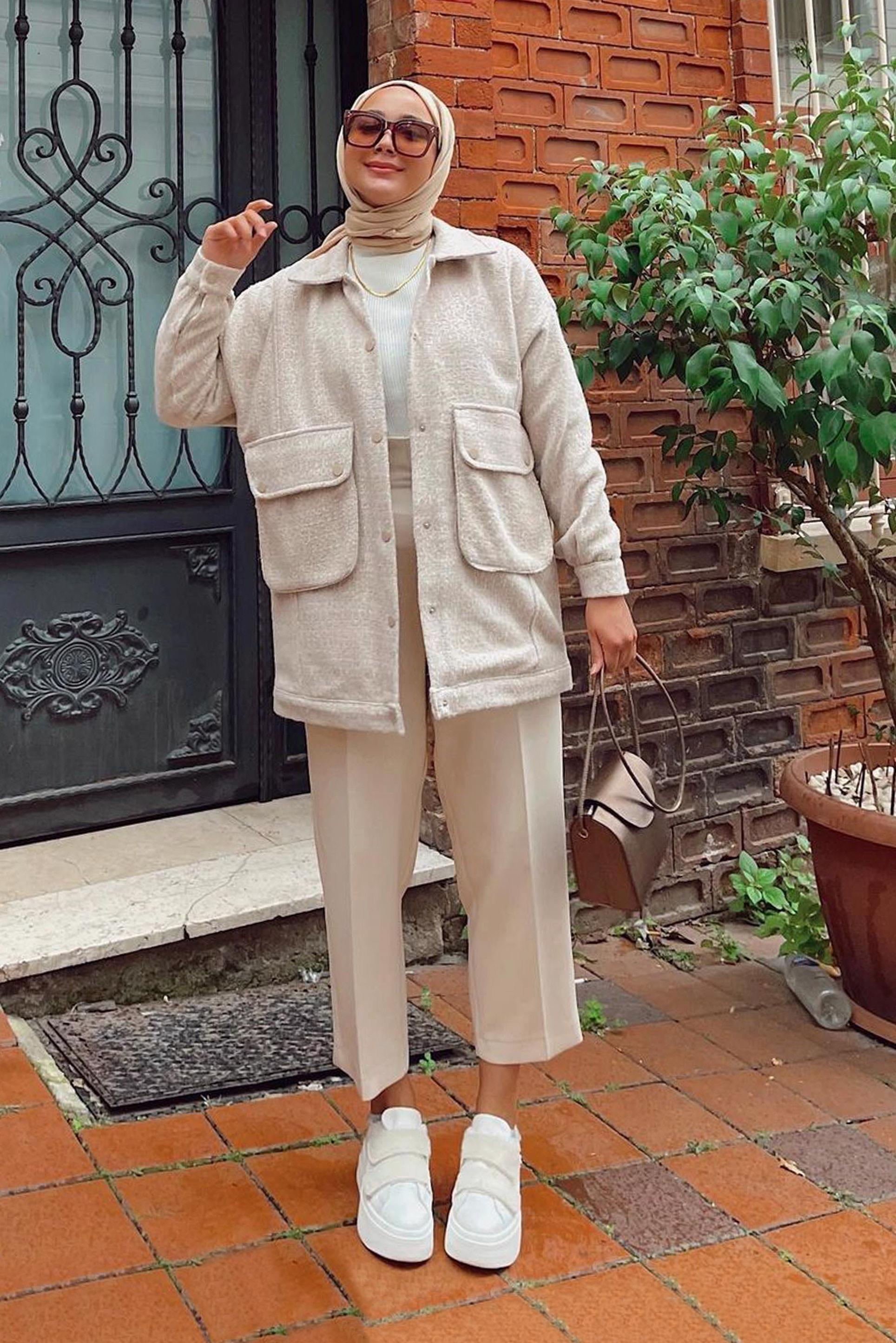 Tesettür giyim BEJ CEP DETAYLI ÇITÇITLI CEKET 42473 