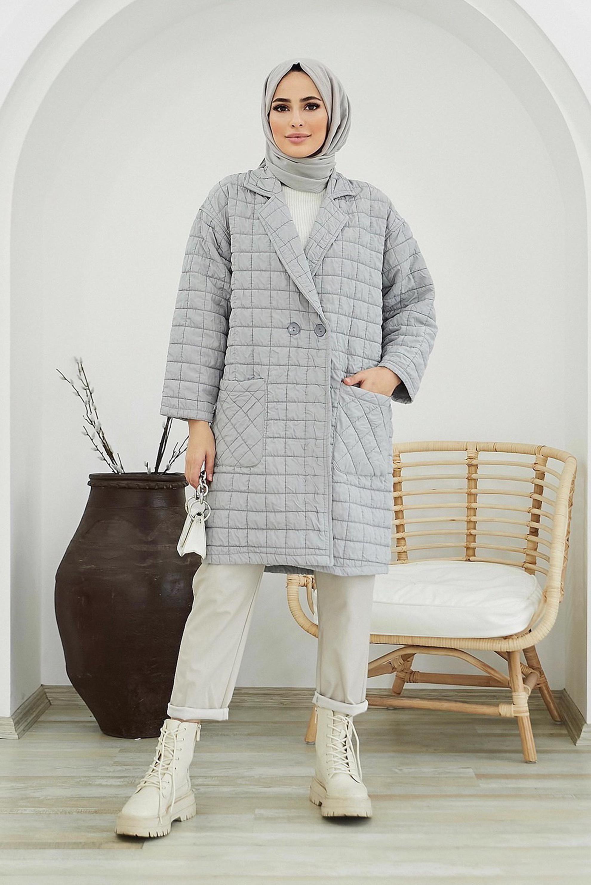 Tesettür giyim GRİ CEP DETAYLI BELİ KUŞAKLI KAPİTONE CEKET 42474 