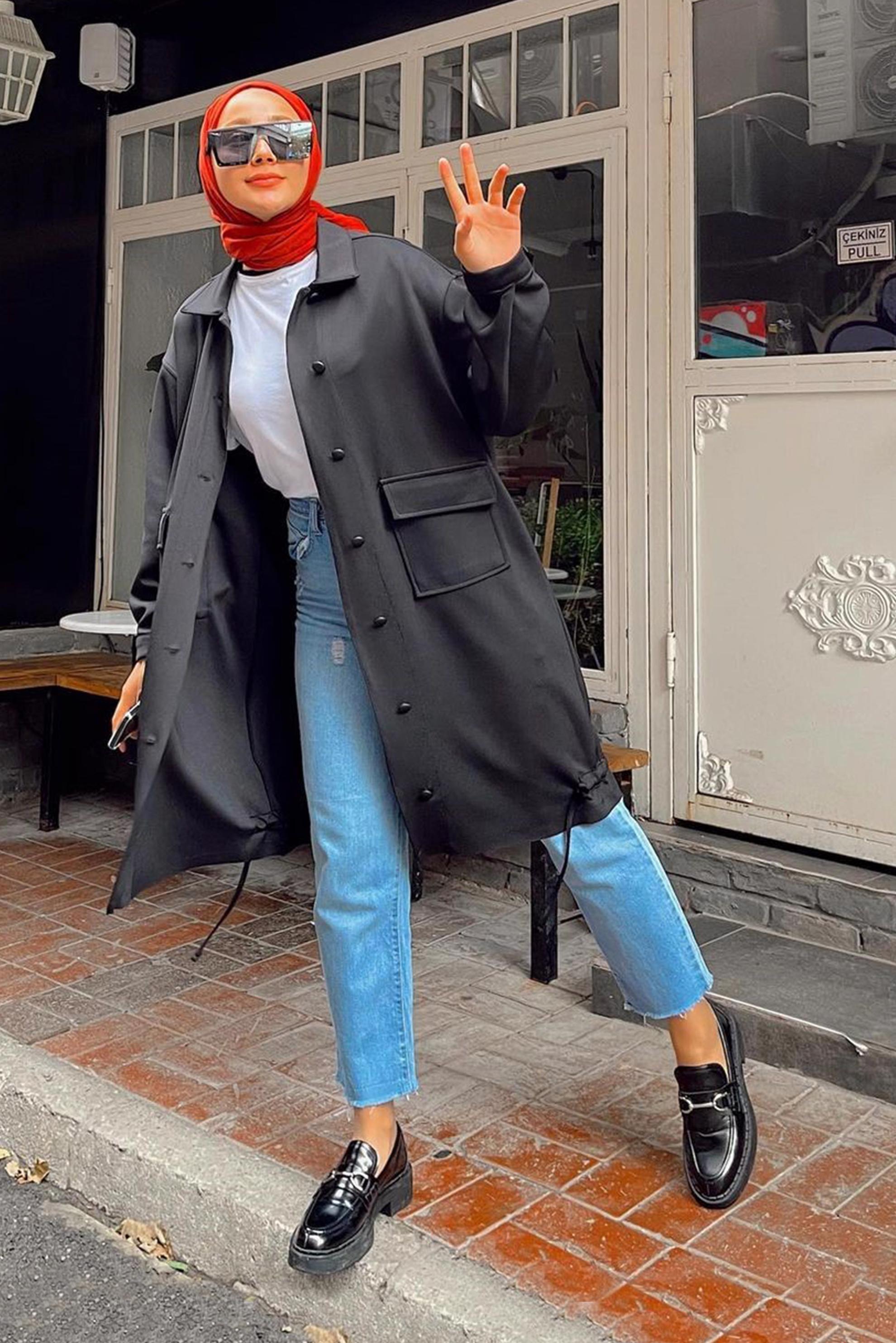 Tesettür giyim SİYAH CEP DETAYLI ETEK UCU BÜZGÜLÜ CEKET 42475 