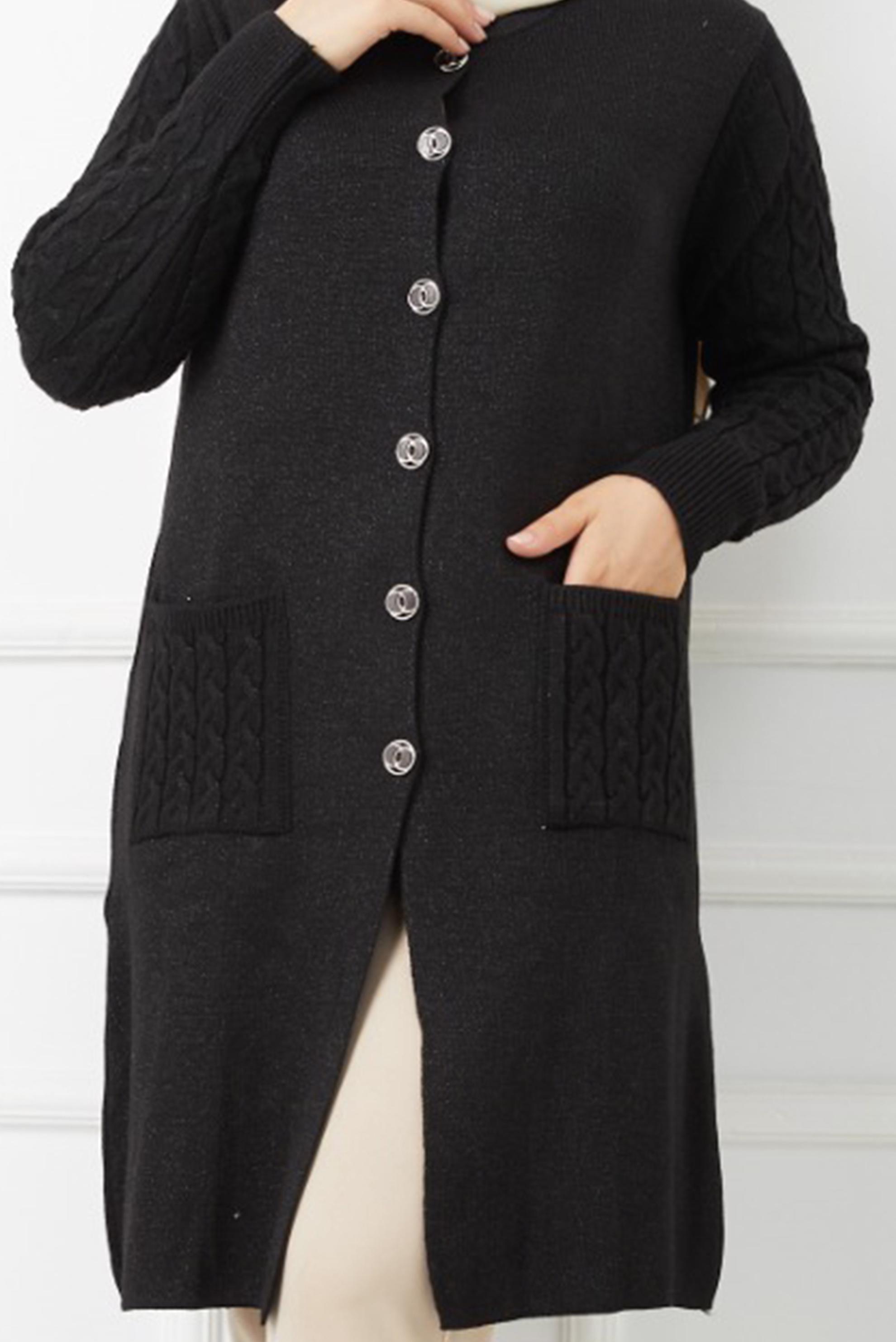 Tesettür giyim SİYAH SAÇ ÖRGÜSÜ DETAYLI CEPLİ TRİKO HIRKA 42484 