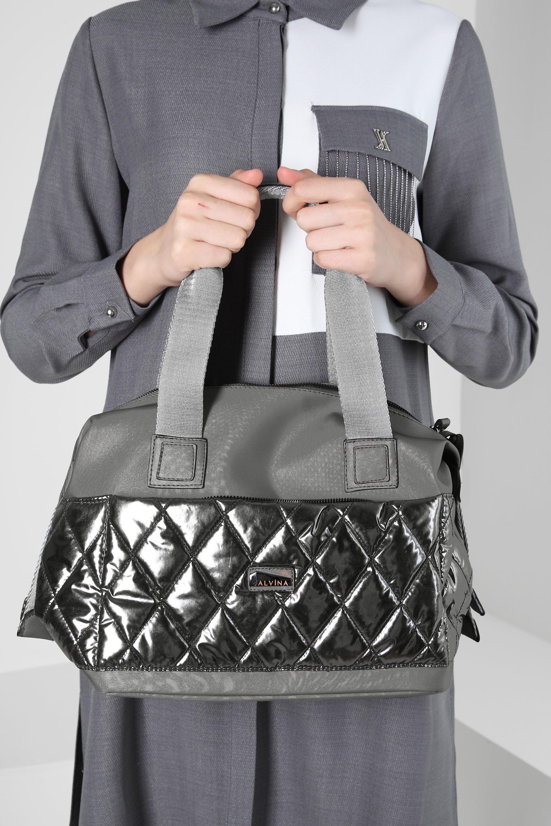 Tesettür giyim BEJ ALVİNA KAPİTONE DETAYLI ÇANTA 1885 