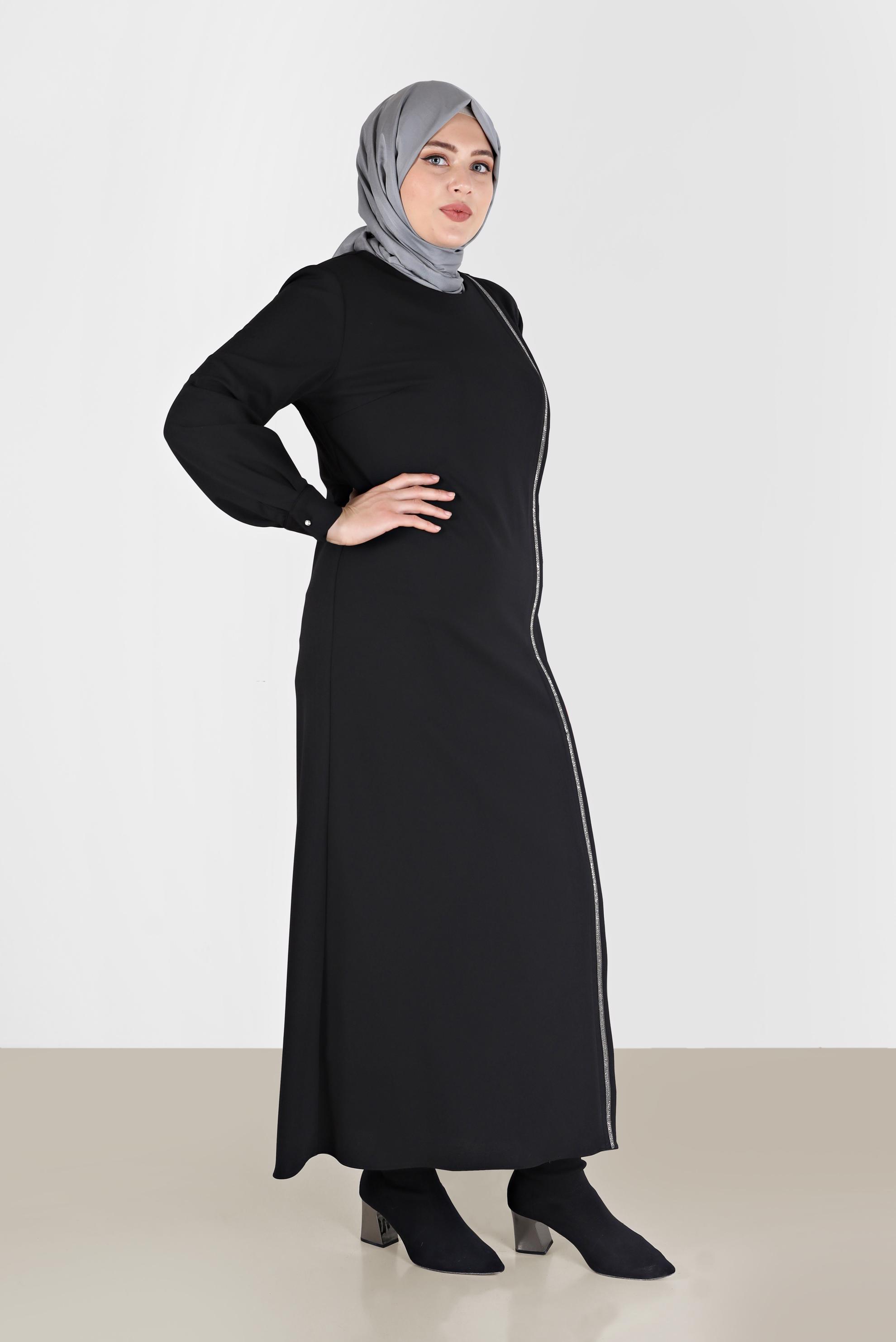Tesettür giyim SİYAH TAŞLI ŞERİT DETAYLI ELBİSE 20193 