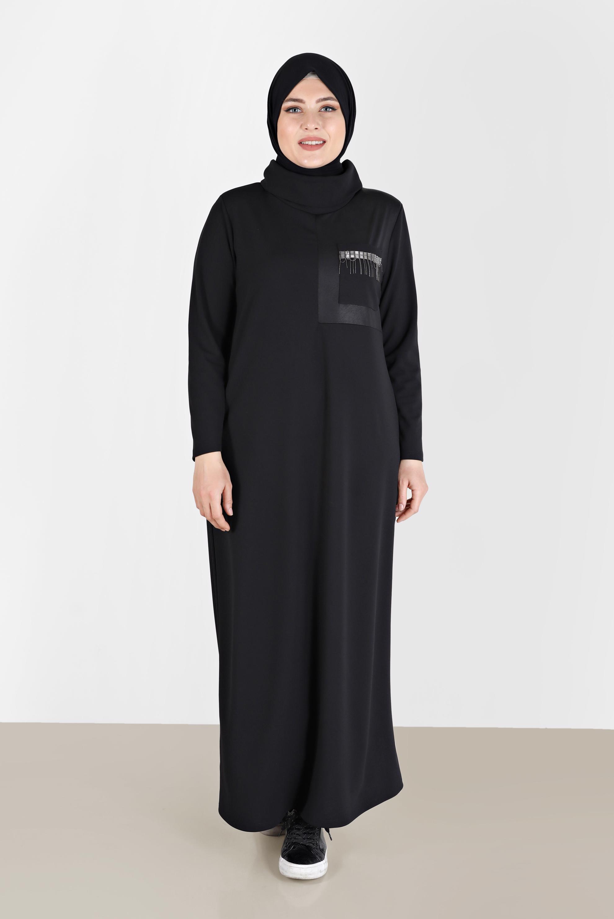Vêtements hijab NOIR ROBE ENCOLURE FLUIDE DÉTAIL CHAÎNE 20197