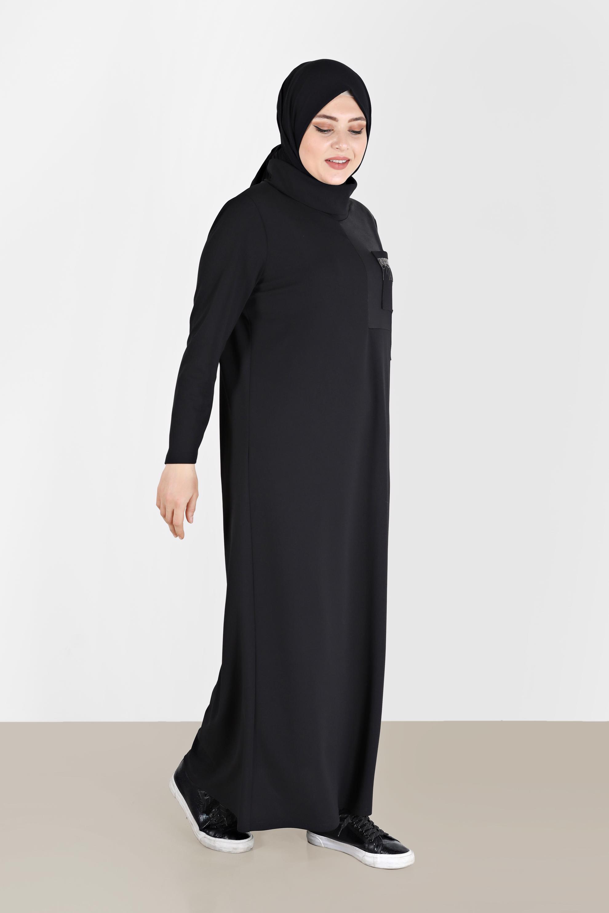 Vêtements hijab NOIR ROBE ENCOLURE FLUIDE DÉTAIL CHAÎNE 20197