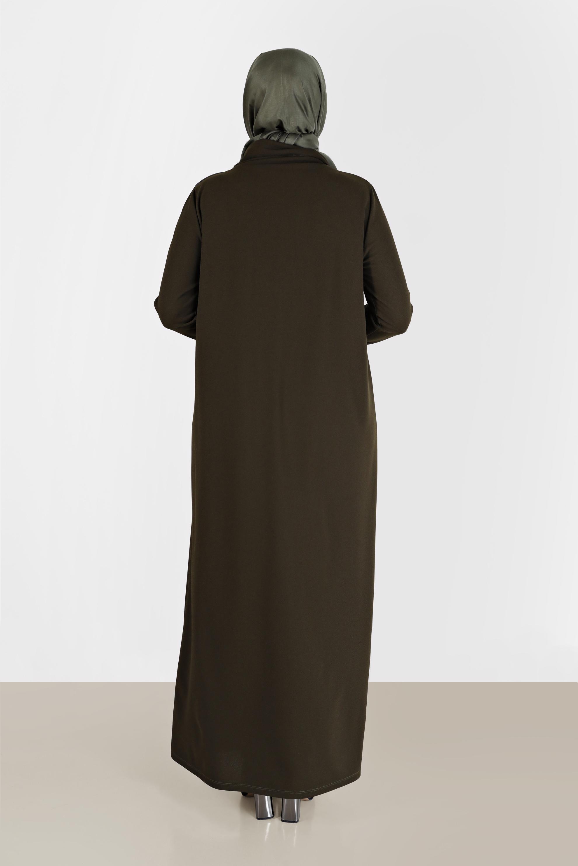 Vêtements hijab KAKI ROBE ENCOLURE FLUIDE DÉTAIL CHAÎNE 20197