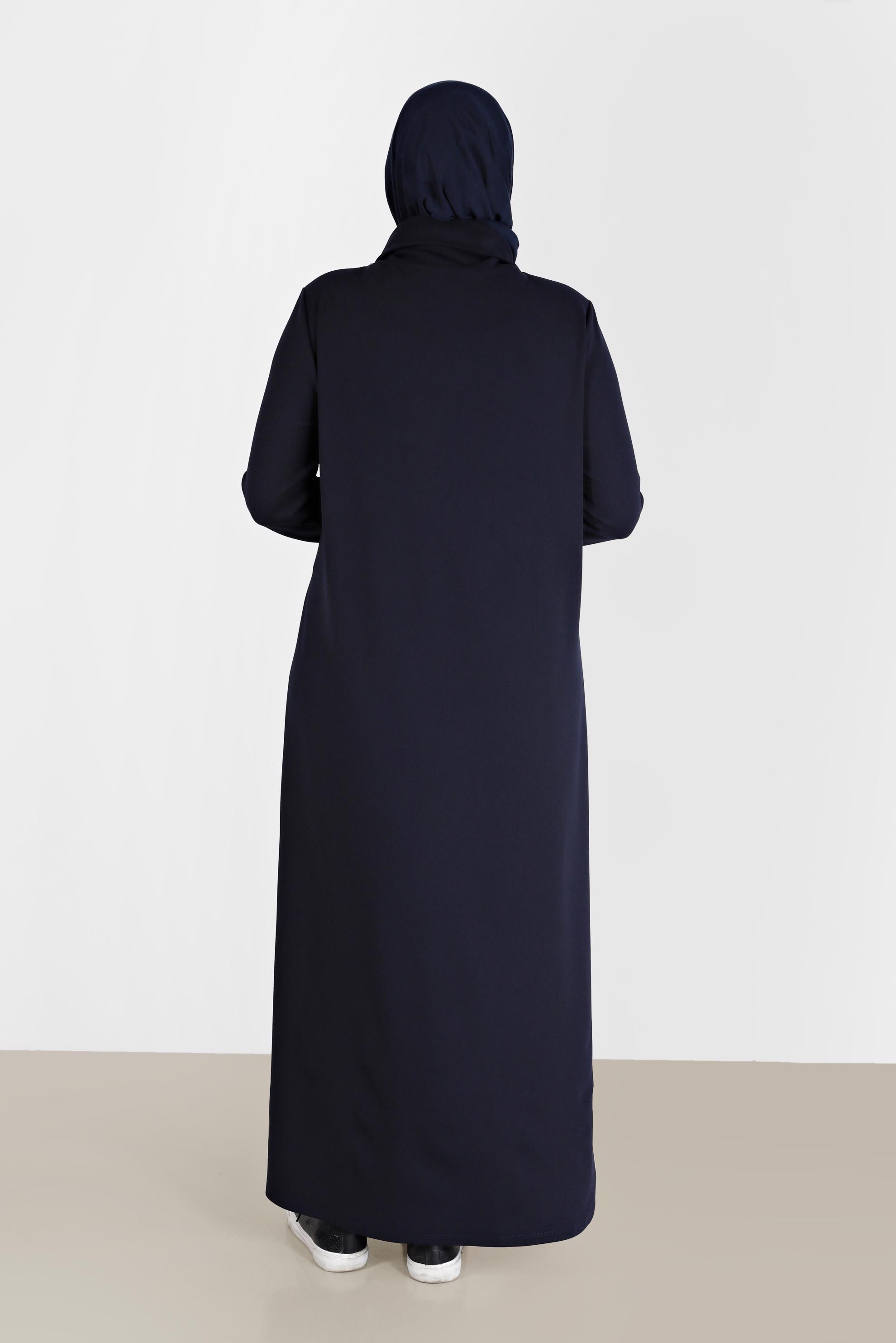 Vêtements hijab BLEU MARINE ROBE ENCOLURE FLUIDE DÉTAIL CHAÎNE 20197
