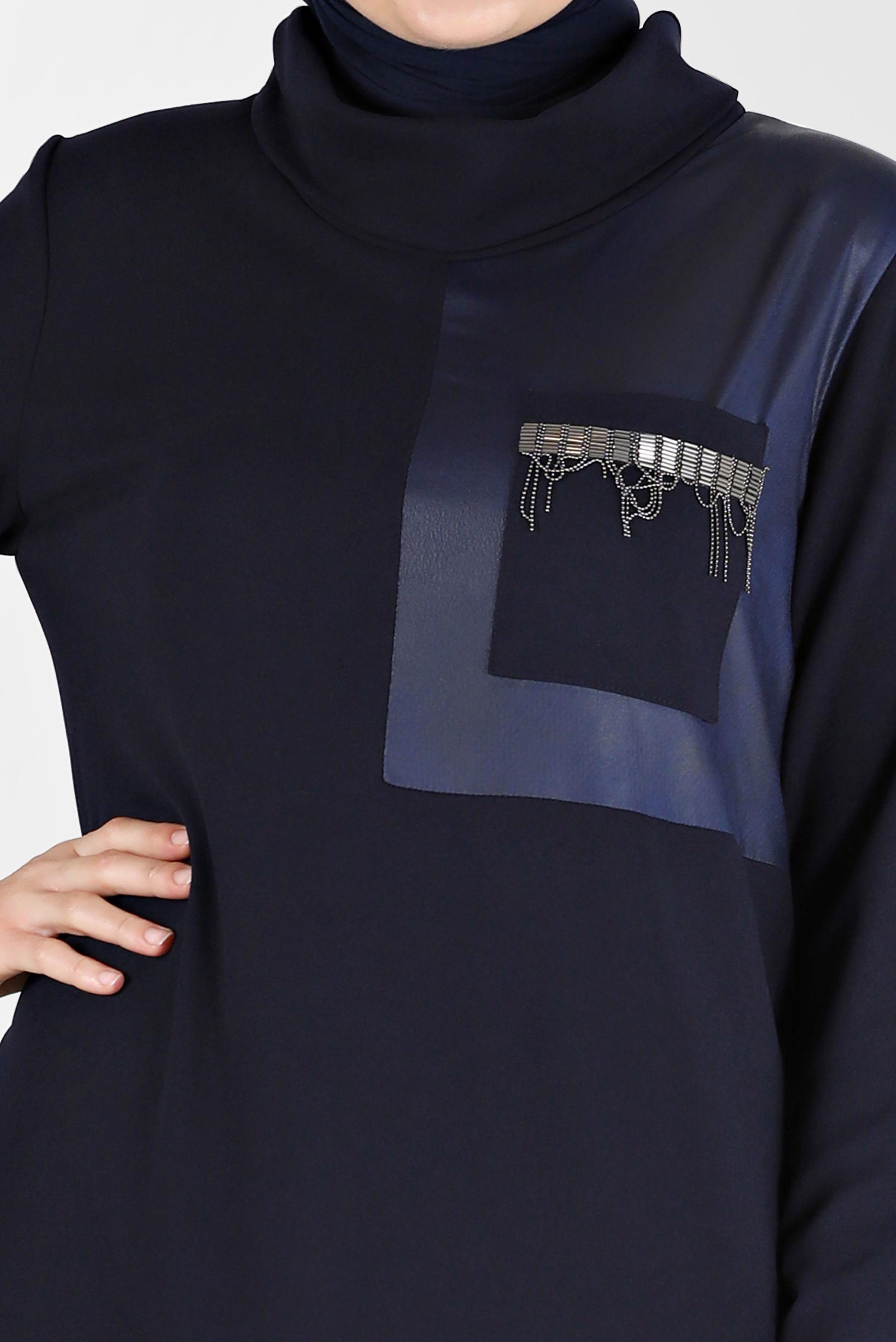 Vêtements hijab BLEU MARINE ROBE ENCOLURE FLUIDE DÉTAIL CHAÎNE 20197