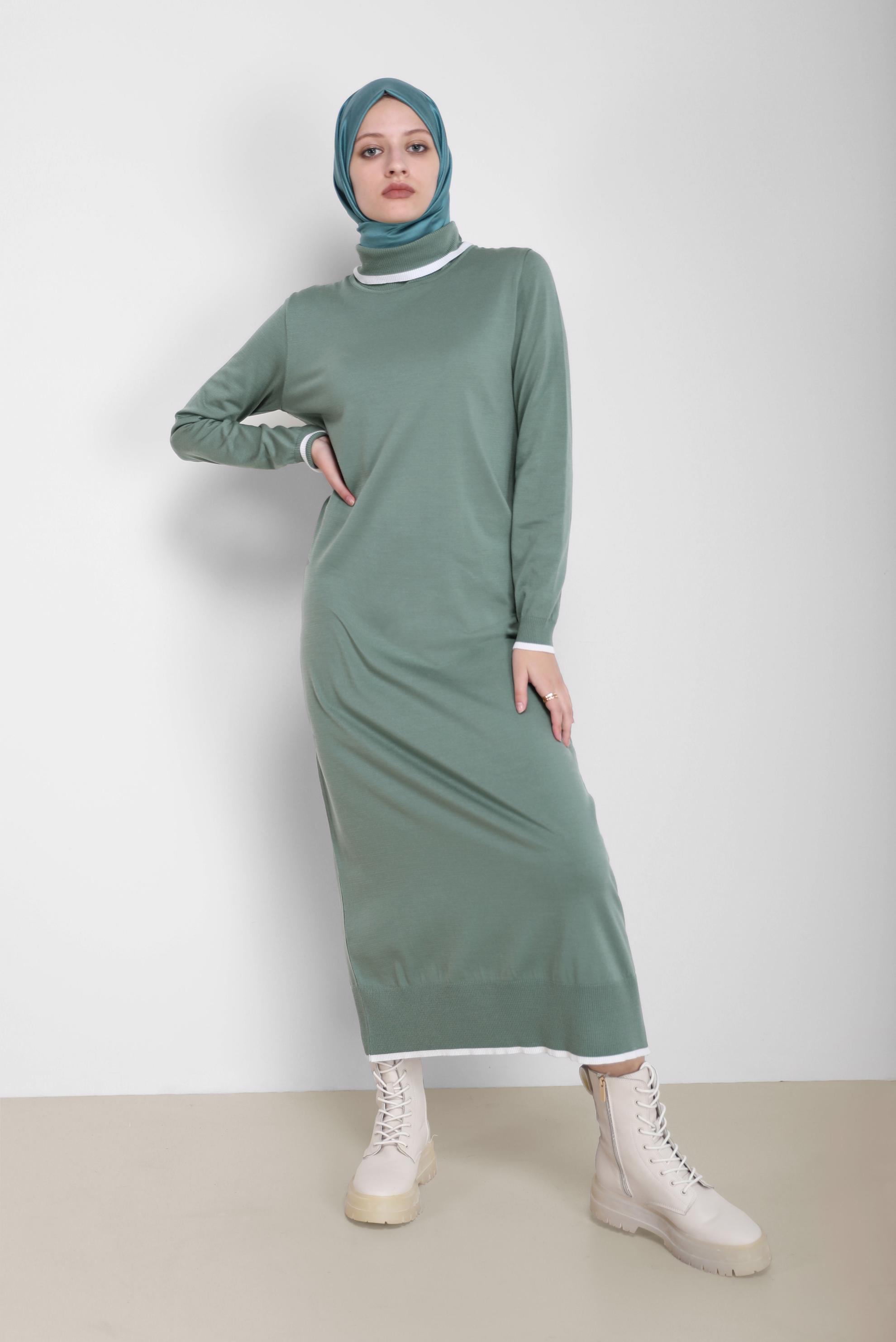 Tesettür giyim YEŞİL BOĞAZLI TRİKO ELBİSE 42014