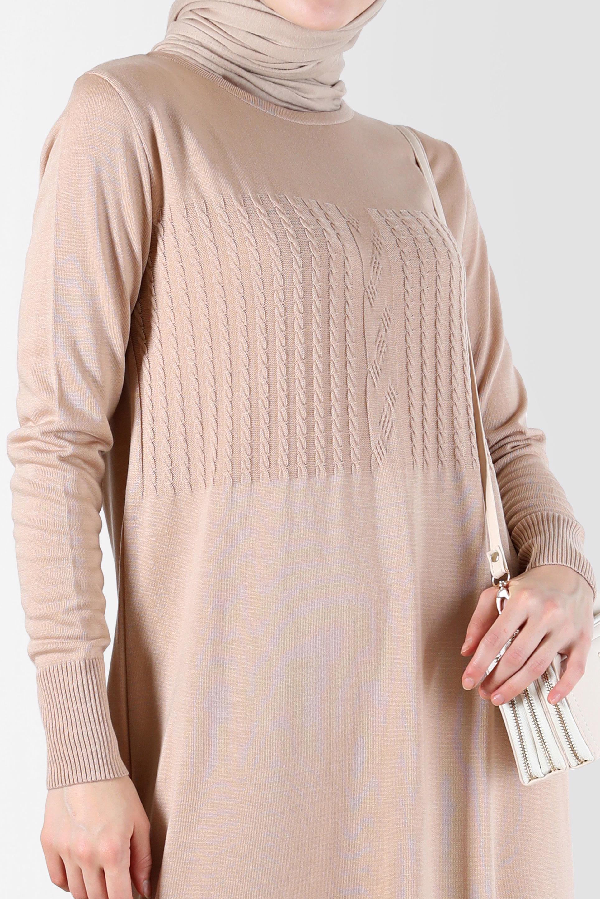 Tesettür giyim BEJ SAÇ ÖRGÜ DESENLİ TRİKO ELBİSE 42015