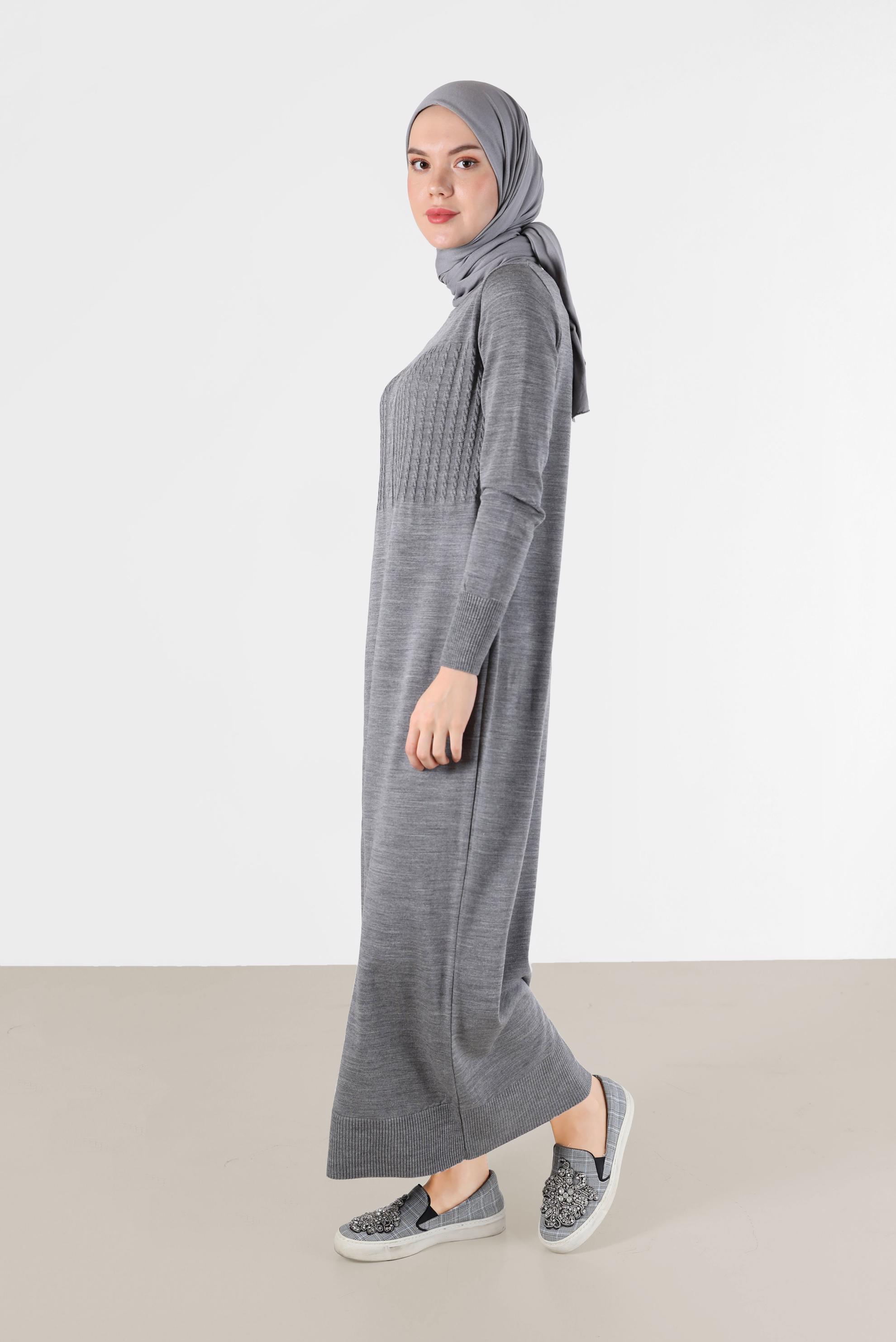 Tesettür giyim GRİ SAÇ ÖRGÜ DESENLİ TRİKO ELBİSE 42015