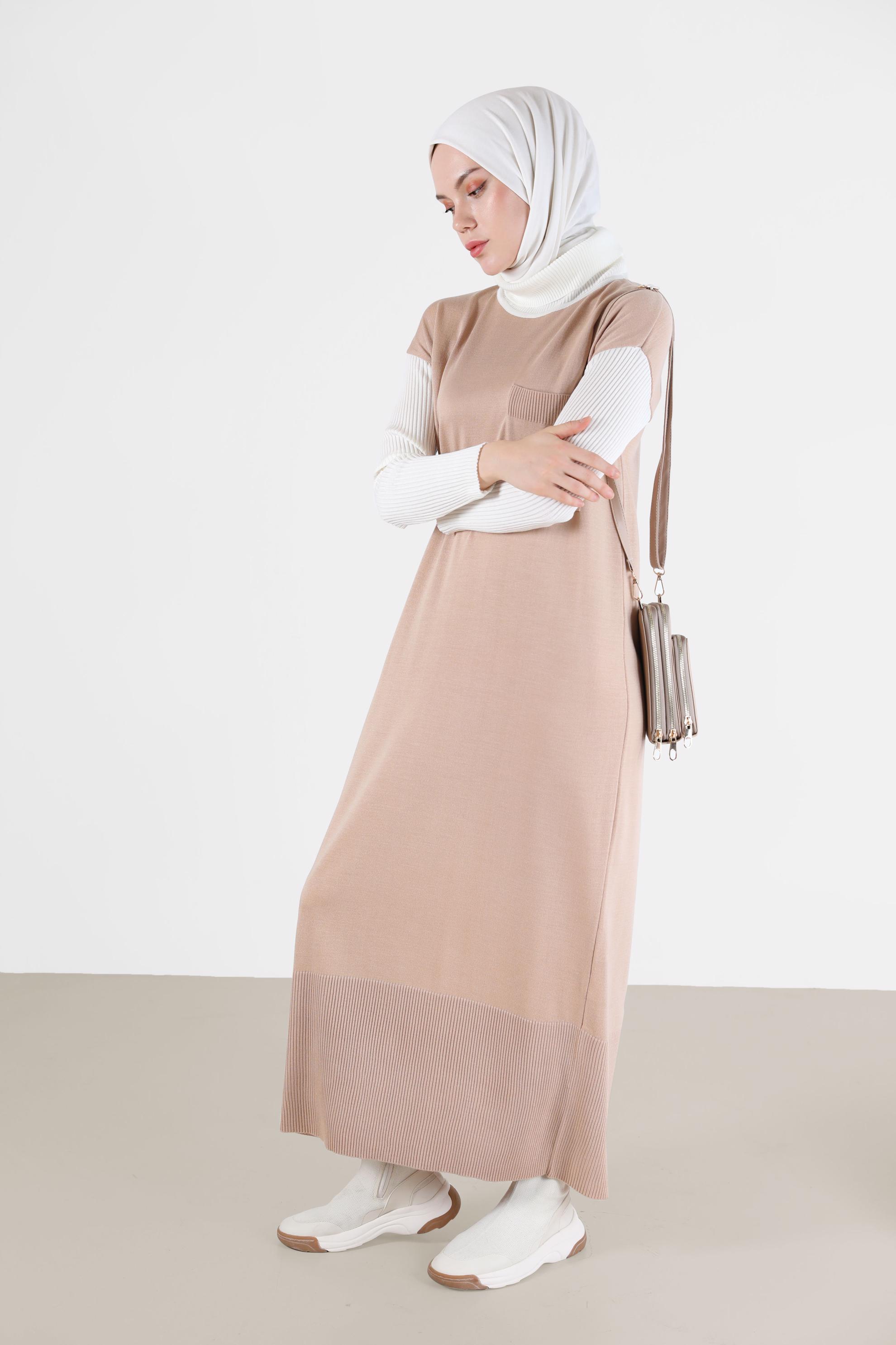 Hijab clothing BEIGE KNITWEAR DRESS 42018