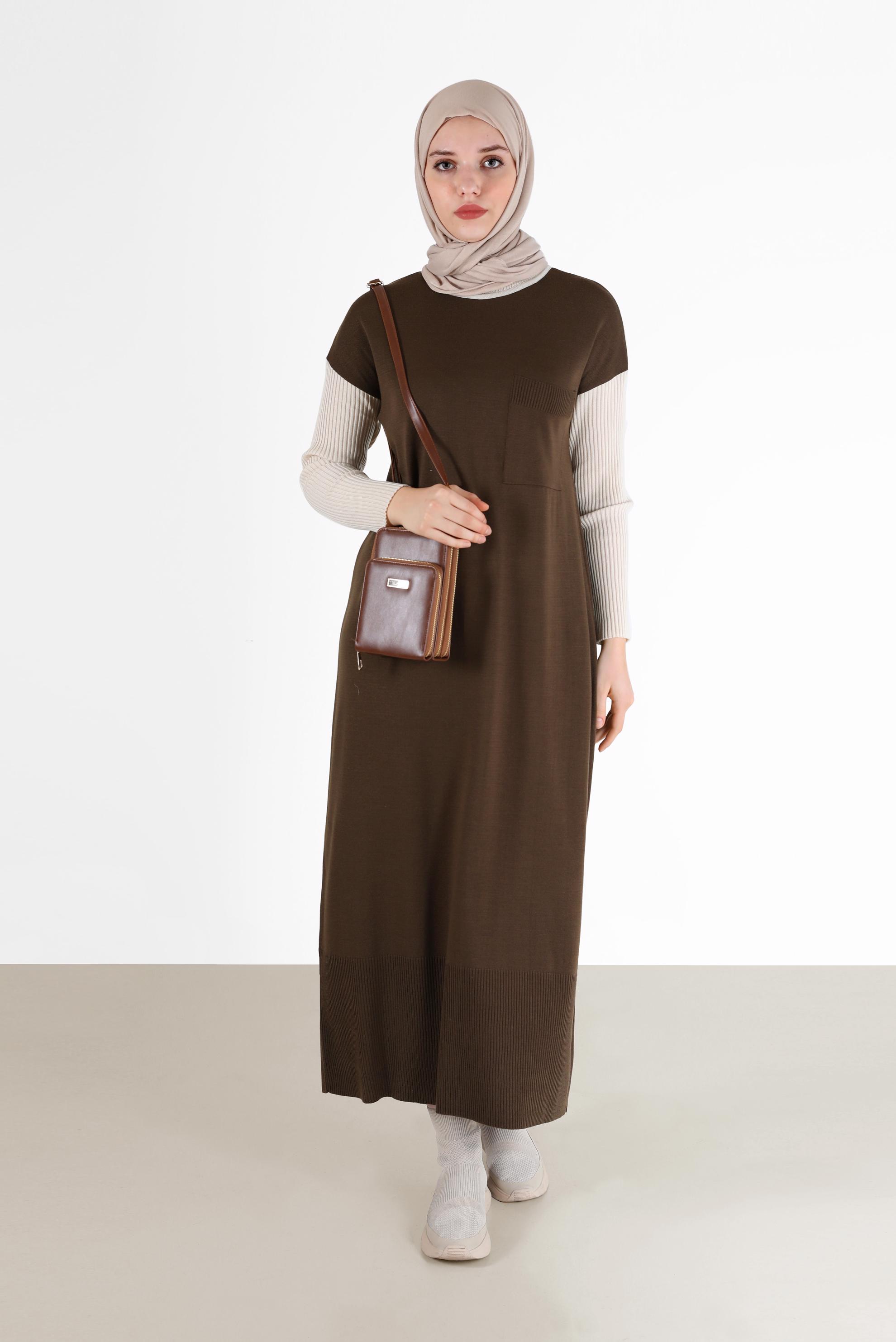Tesettür giyim KAHVE İKİ RENKLİ TRİKO ELBİSE 42018