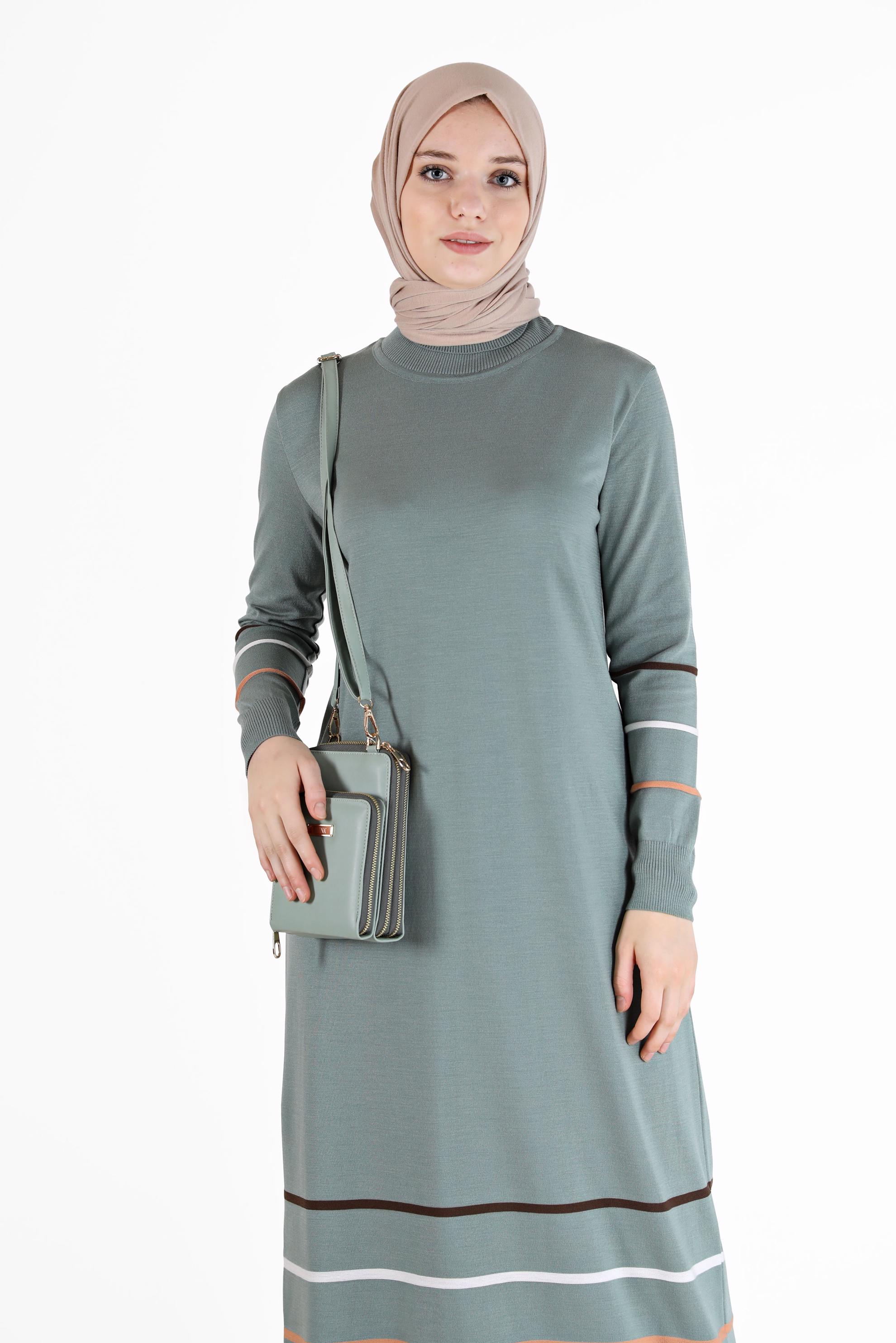 Hijab clothing GREEN STRIPE DETAIL KNITWEAR TUNIC 42024 