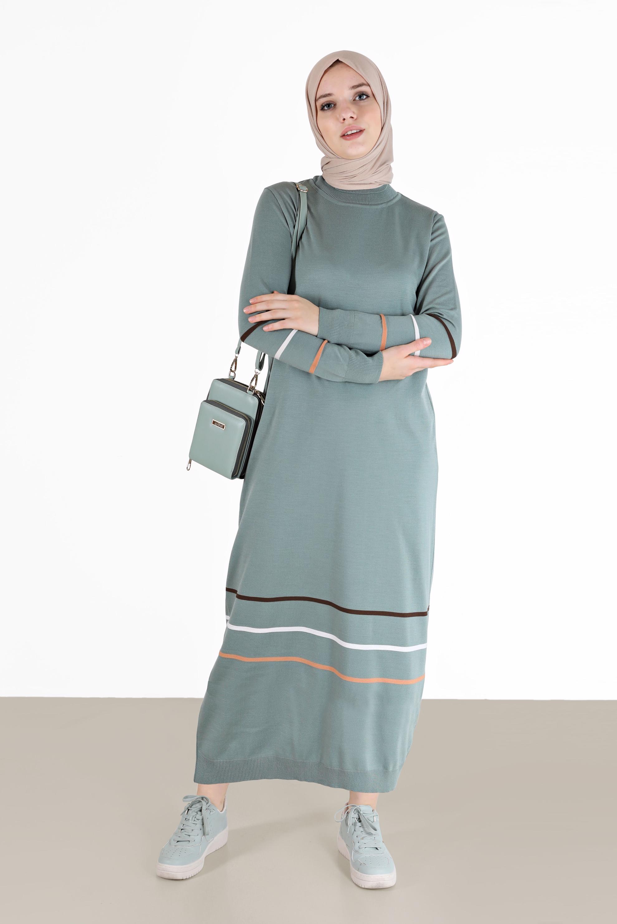 Hijab clothing GREEN STRIPE DETAIL KNITWEAR TUNIC 42024 