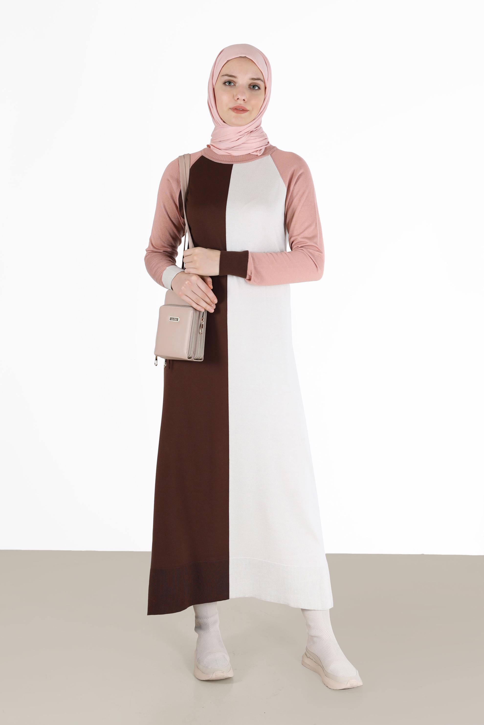 Tesettür giyim KAHVE ÜÇ RENKLİ TRİKO ELBİSE 42084 