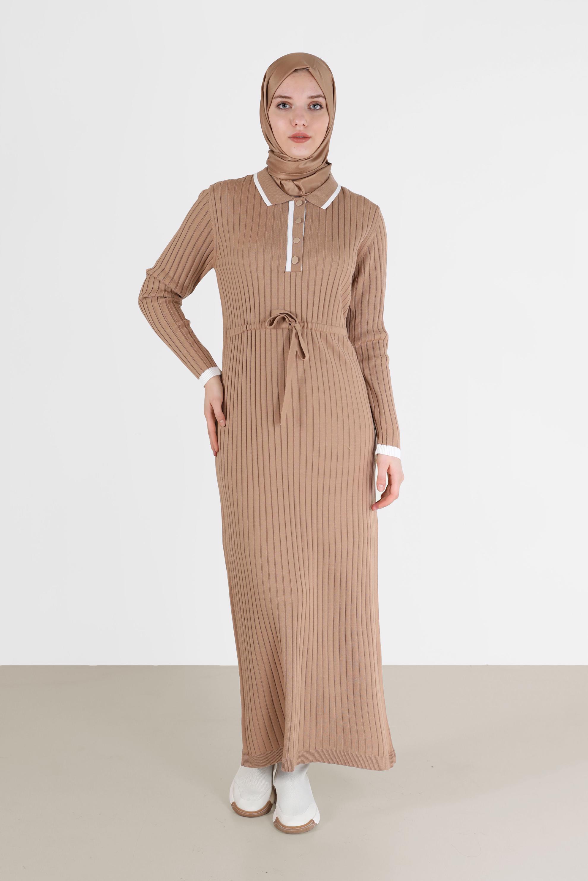 Tesettür giyim KAHVE POLO YAKA FİTİLLİ TRİKO ELBİSE 42122 