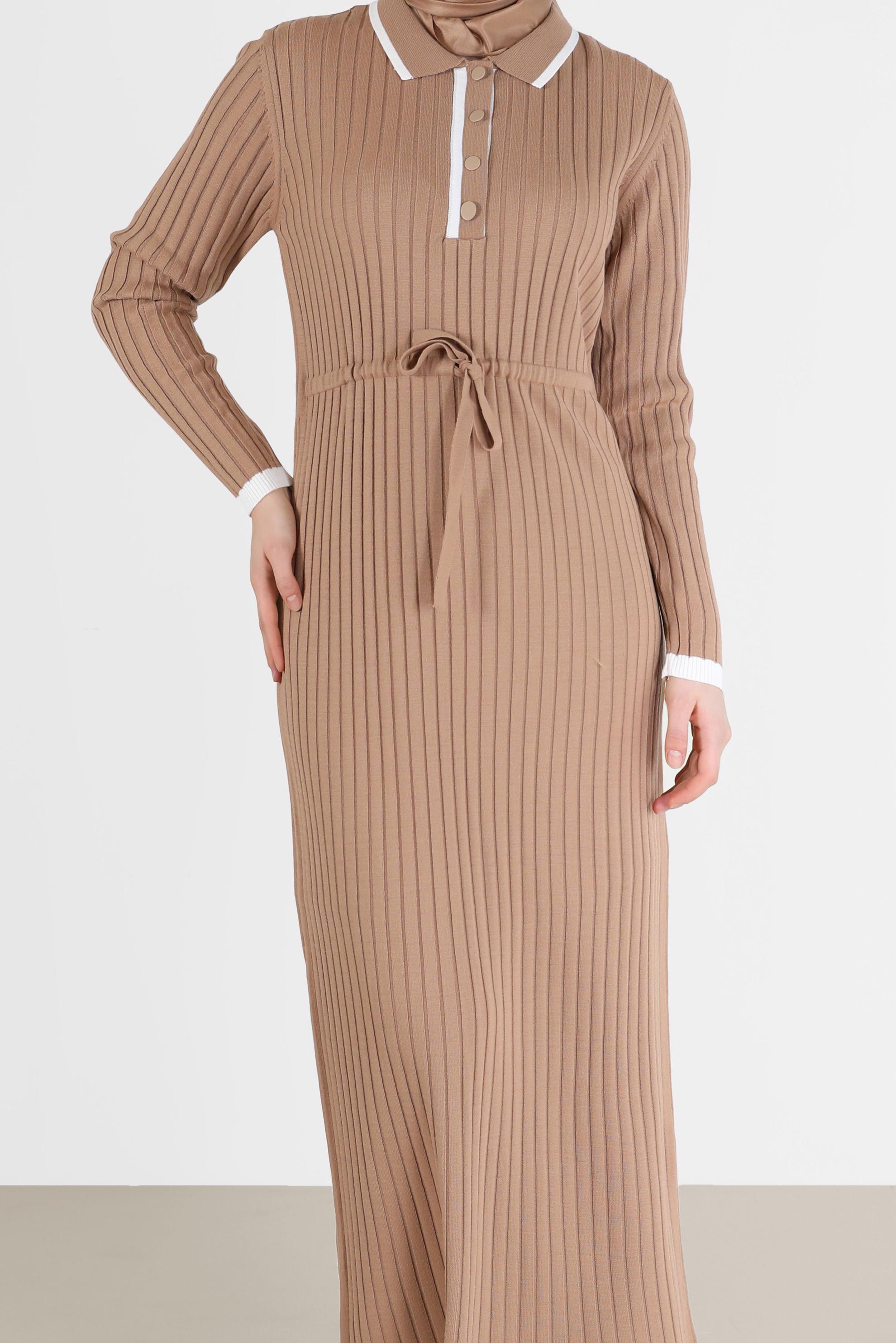 Tesettür giyim KAHVE POLO YAKA FİTİLLİ TRİKO ELBİSE 42122 