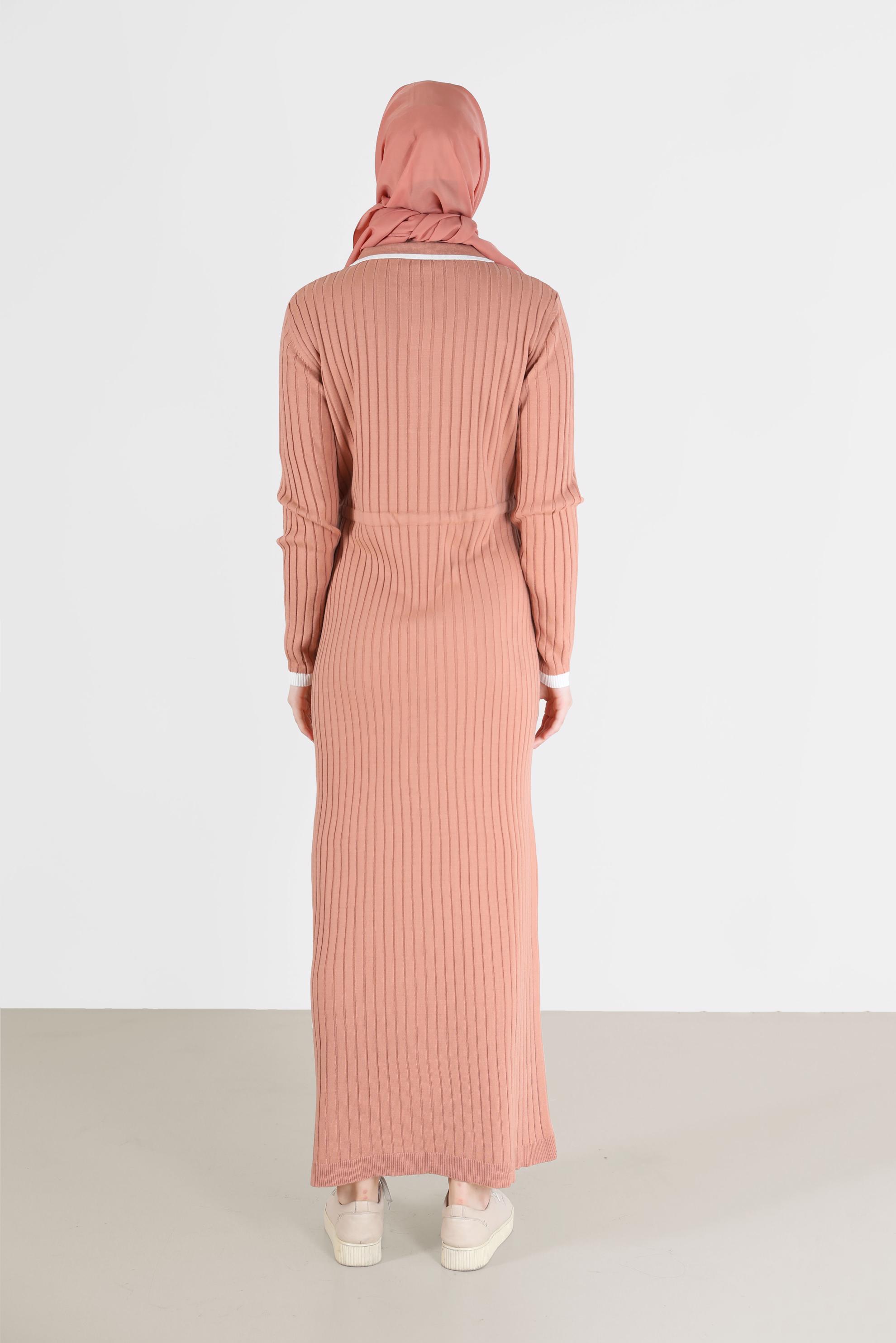 Tesettür giyim PUDRA POLO YAKA FİTİLLİ TRİKO ELBİSE 42122 