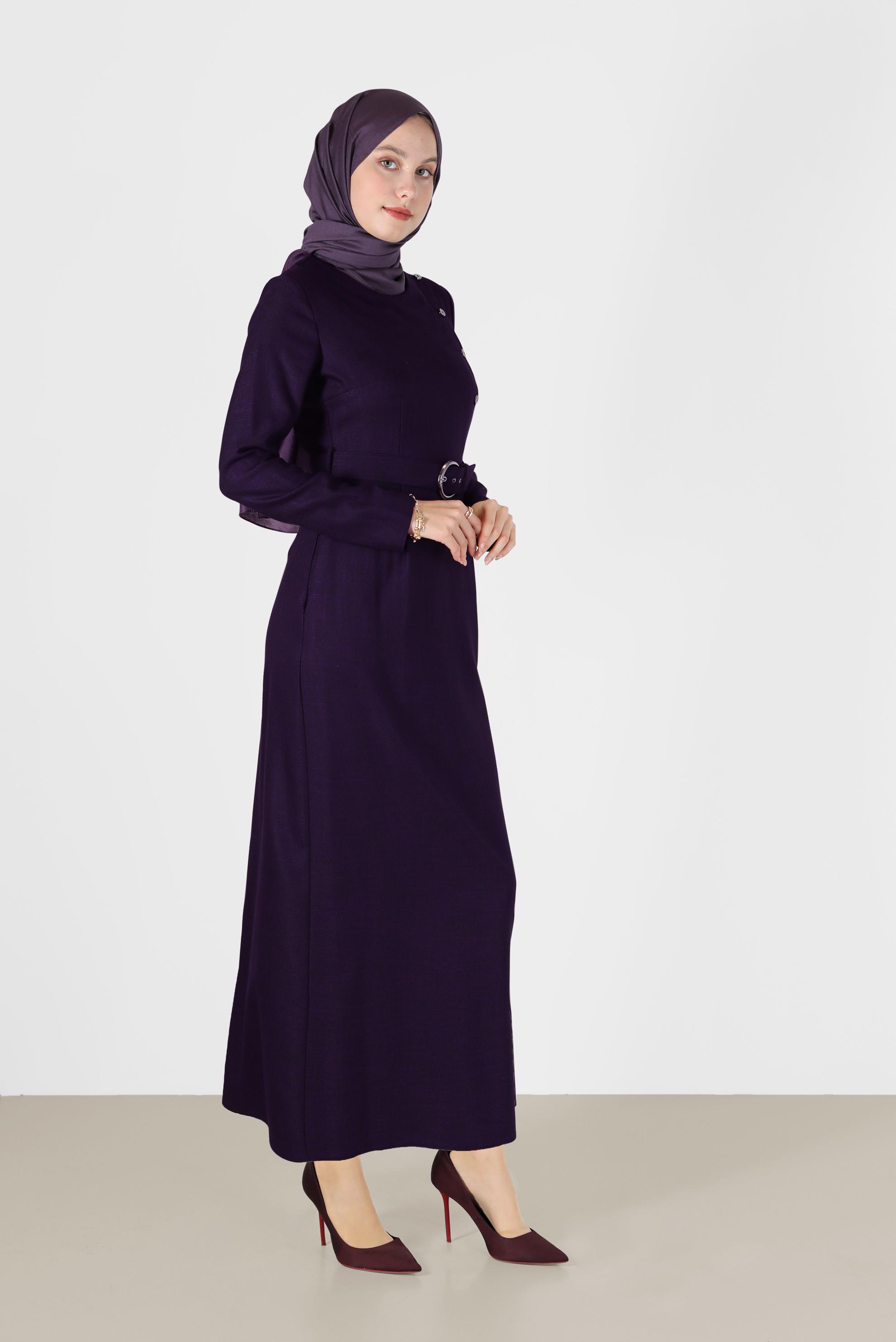 Vêtements hijab POURPRE ROBE CLASSIQUE AVEC CEINTURE ET BOUTONS 42192
