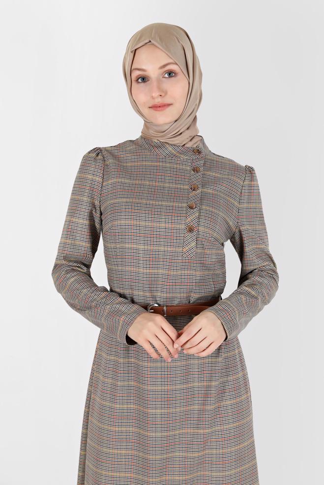Tesettür giyim  EKOSE DESENLİ DÜĞME DETAYLI ELBİSE 42238  - ALVİNA