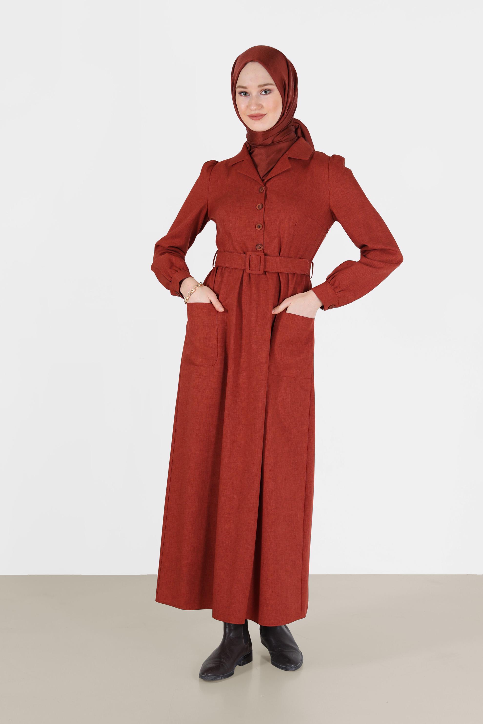 Tesettür giyim TURUNCU DÜĞMELİ KUŞAKLI KLASİK YAKA ELBİSE 42247 