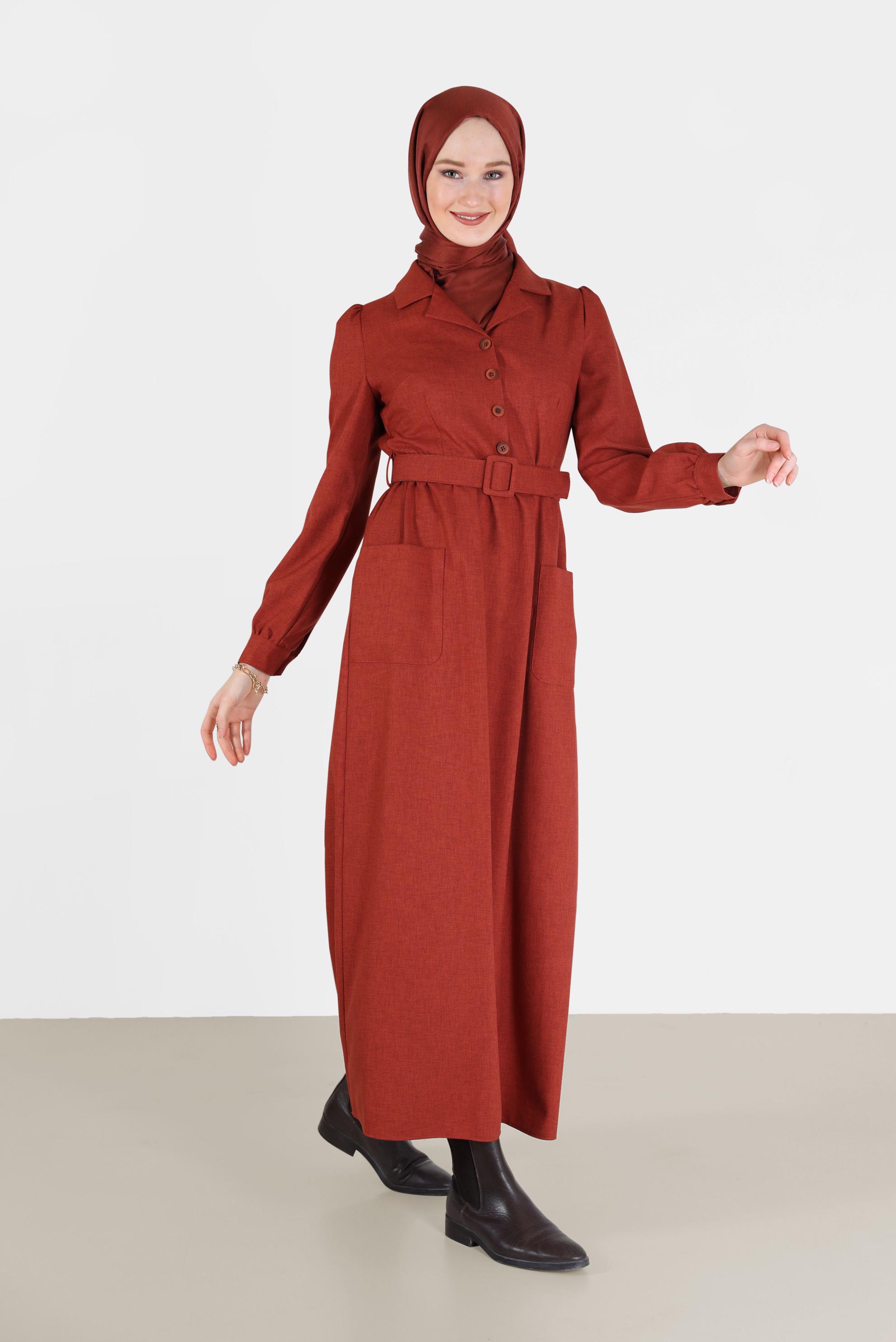 Tesettür giyim TURUNCU DÜĞMELİ KUŞAKLI KLASİK YAKA ELBİSE 42247 