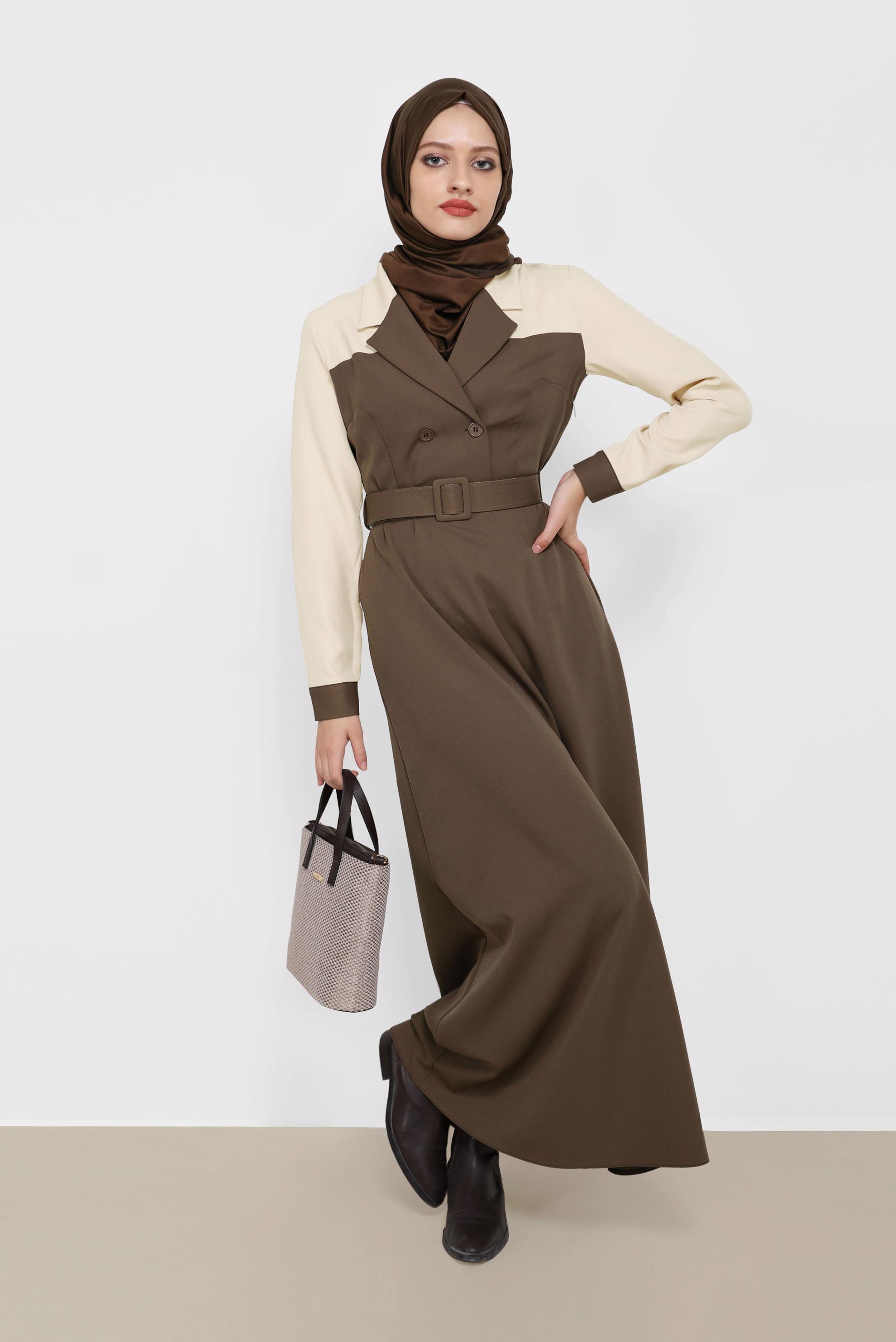 Tesettür giyim VİZON KEMERLİ İKİ RENKLİ KLASİK YAKA ELBİSE 42248