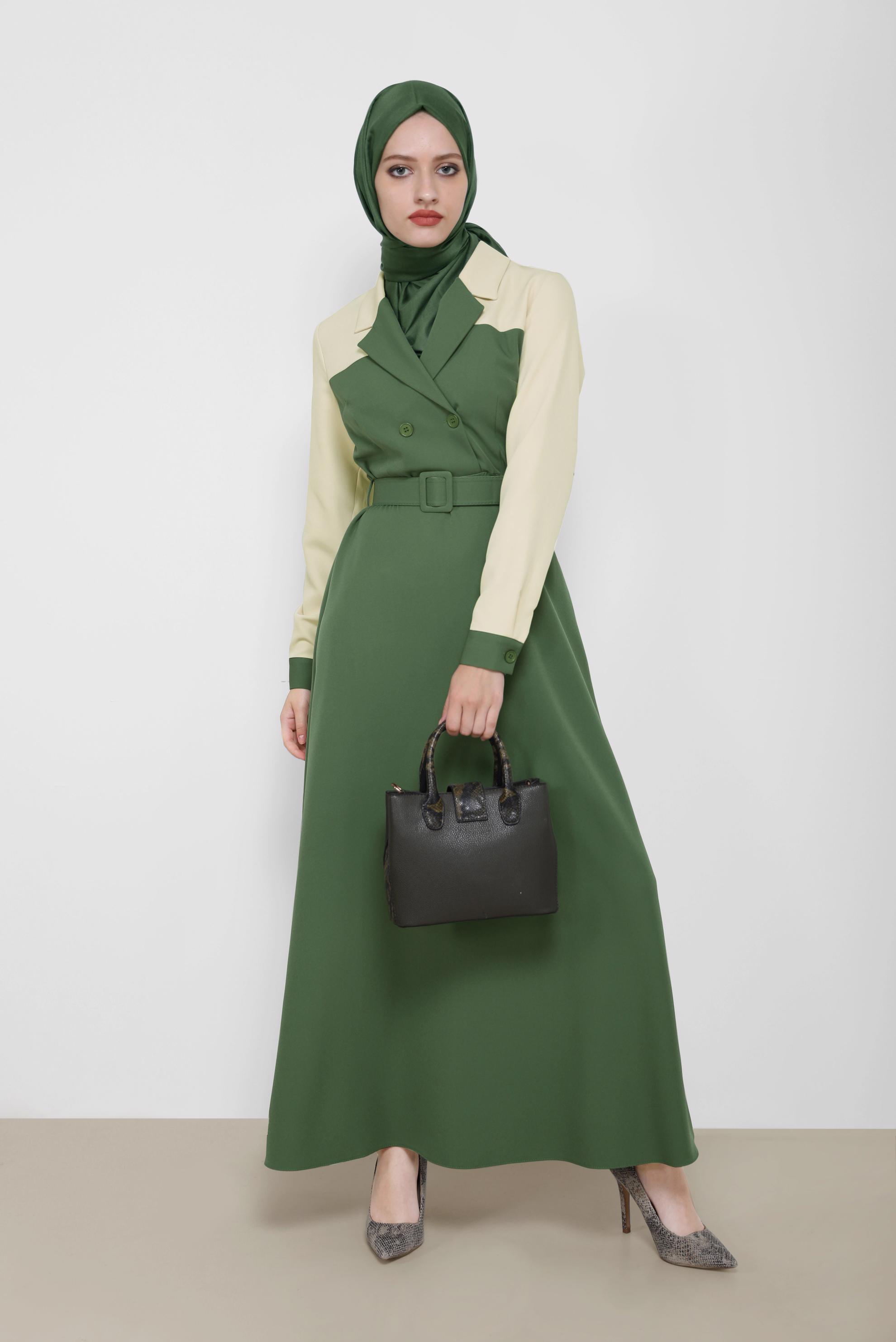 Tesettür giyim YEŞİL KEMERLİ İKİ RENKLİ KLASİK YAKA ELBİSE 42248