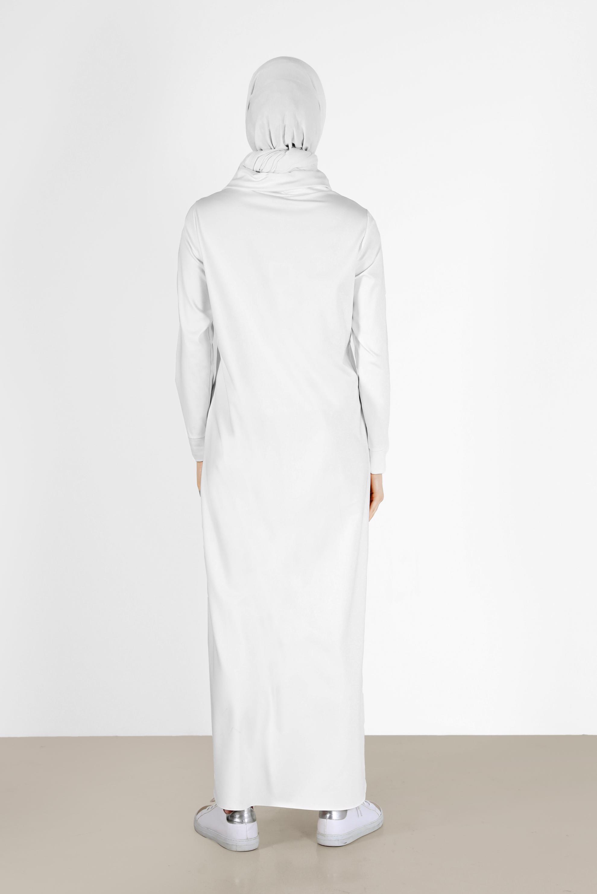 Tesettür giyim BEYAZ DEGAJE YAKA YAZI BASKILI ELBİSE 42266 