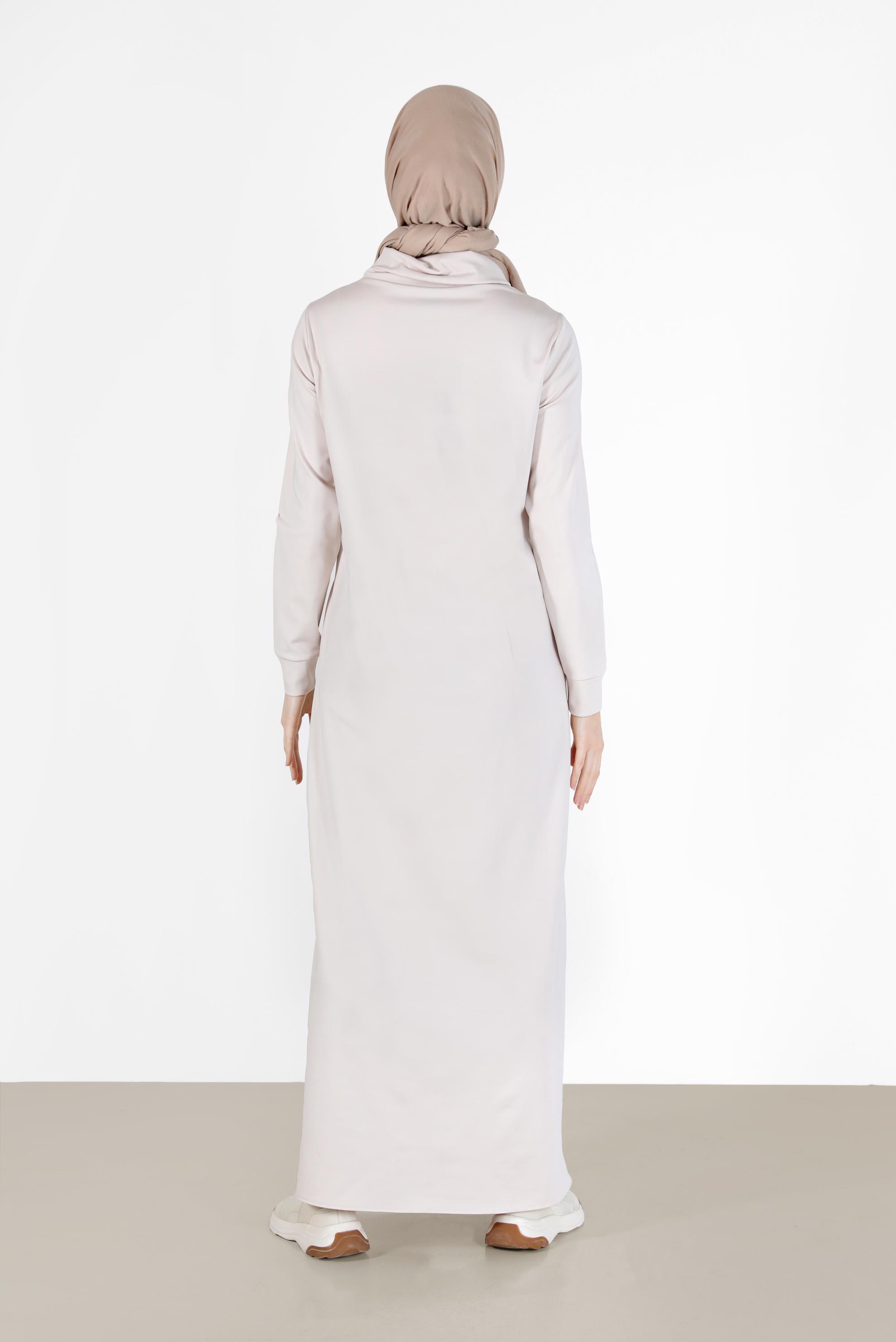 Tesettür giyim BEJ DEGAJE YAKA YAZI BASKILI ELBİSE 42266 